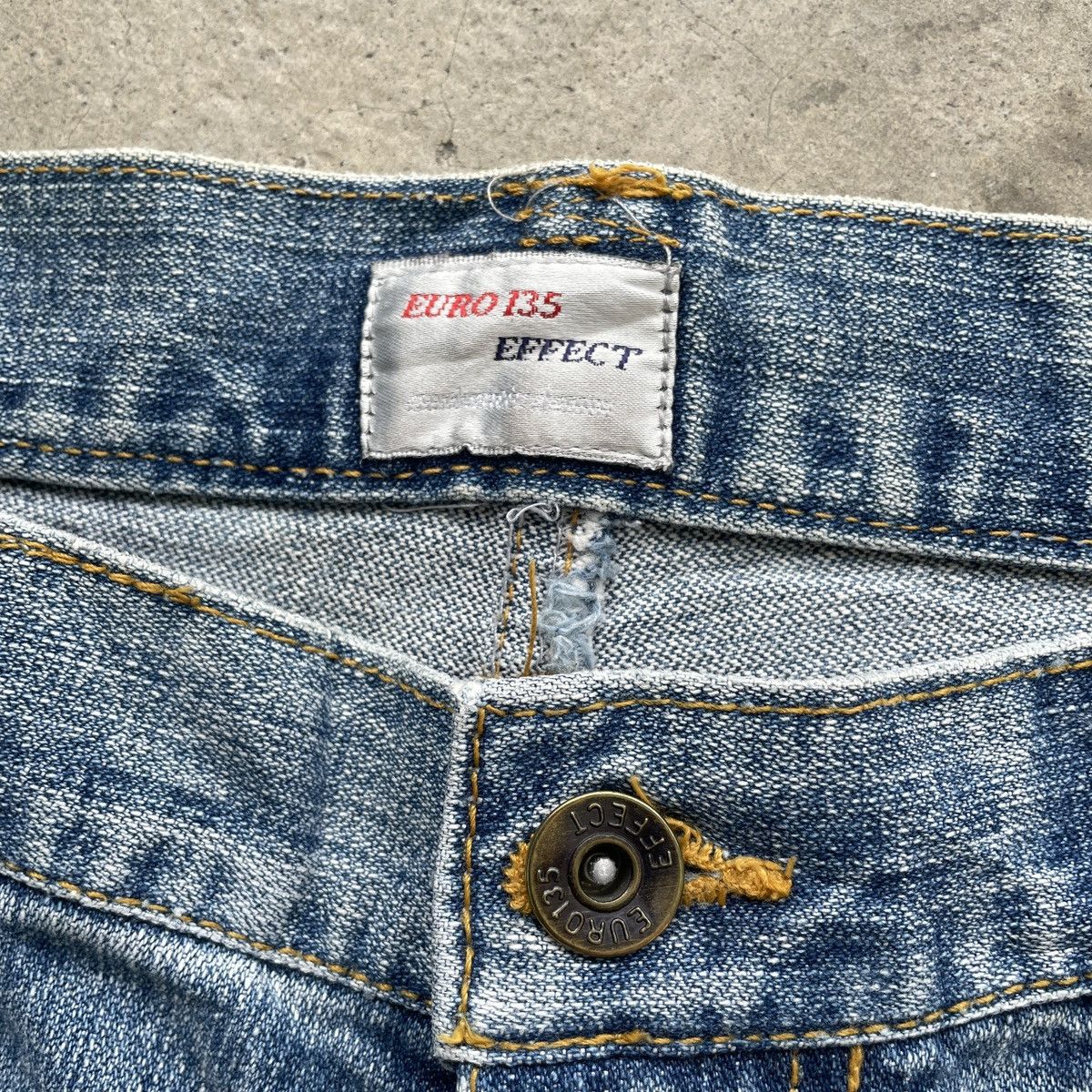 Japanese Brand × Jean × Vintage Vintage Euro135 Effect Faded Distressed Jeans Denim Pants Size US 34 / EU 50 - 6 Thumbnail
