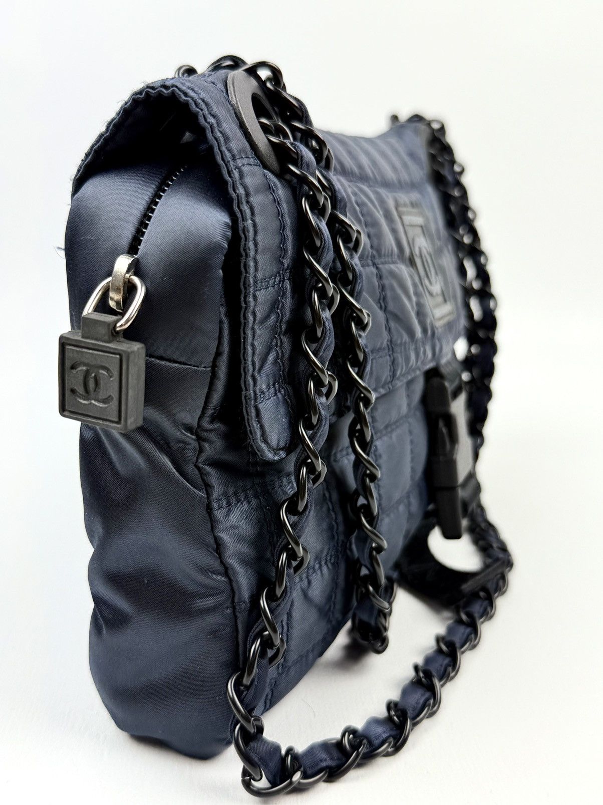 Chanel Chanel - Sports - 2004 - Quilted - Flap Size ONE SIZE - 9 Thumbnail
