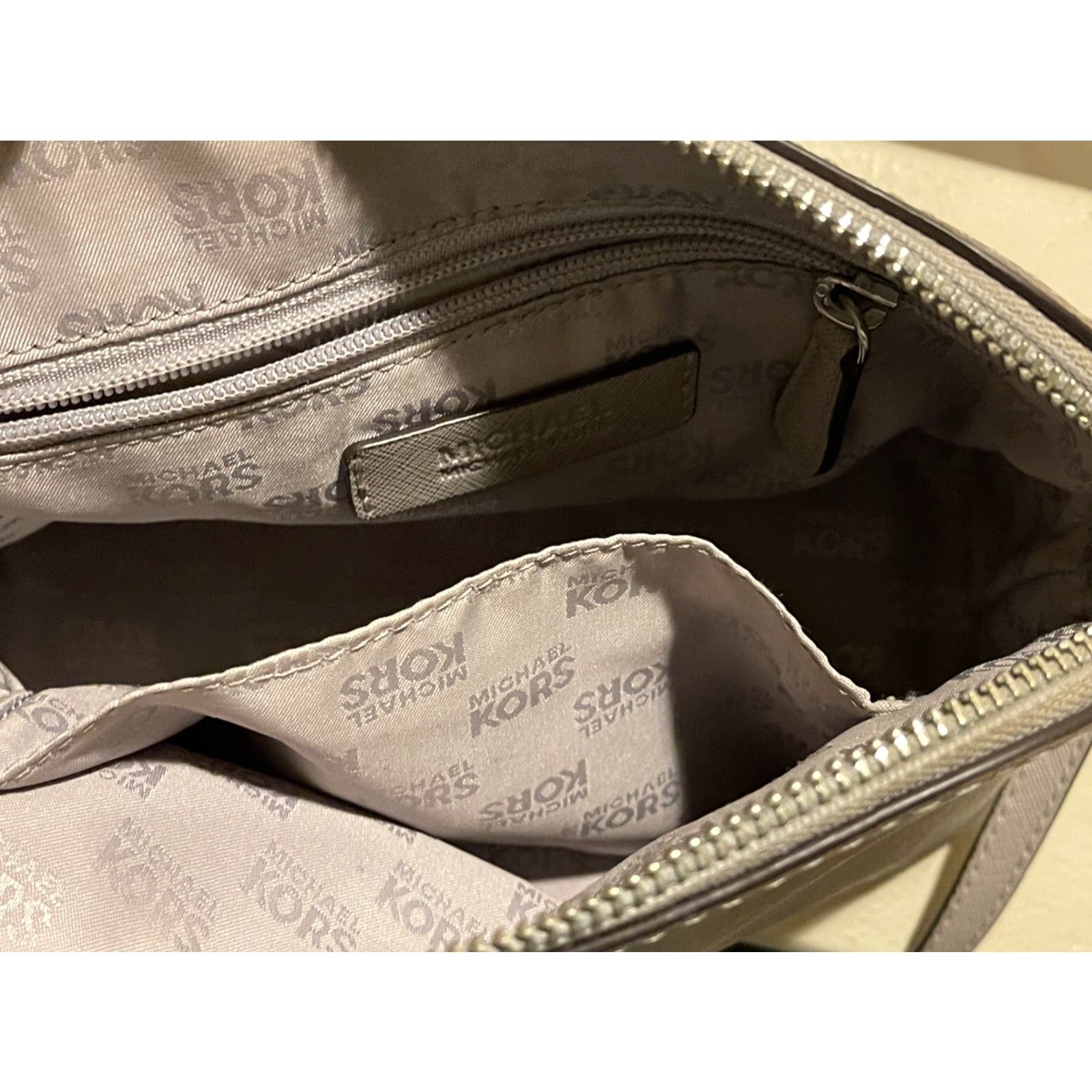 Michael Kors Michael Kors Jet Set Crossbody Bag Women Medium Gray Size ONE SIZE - 6 Thumbnail