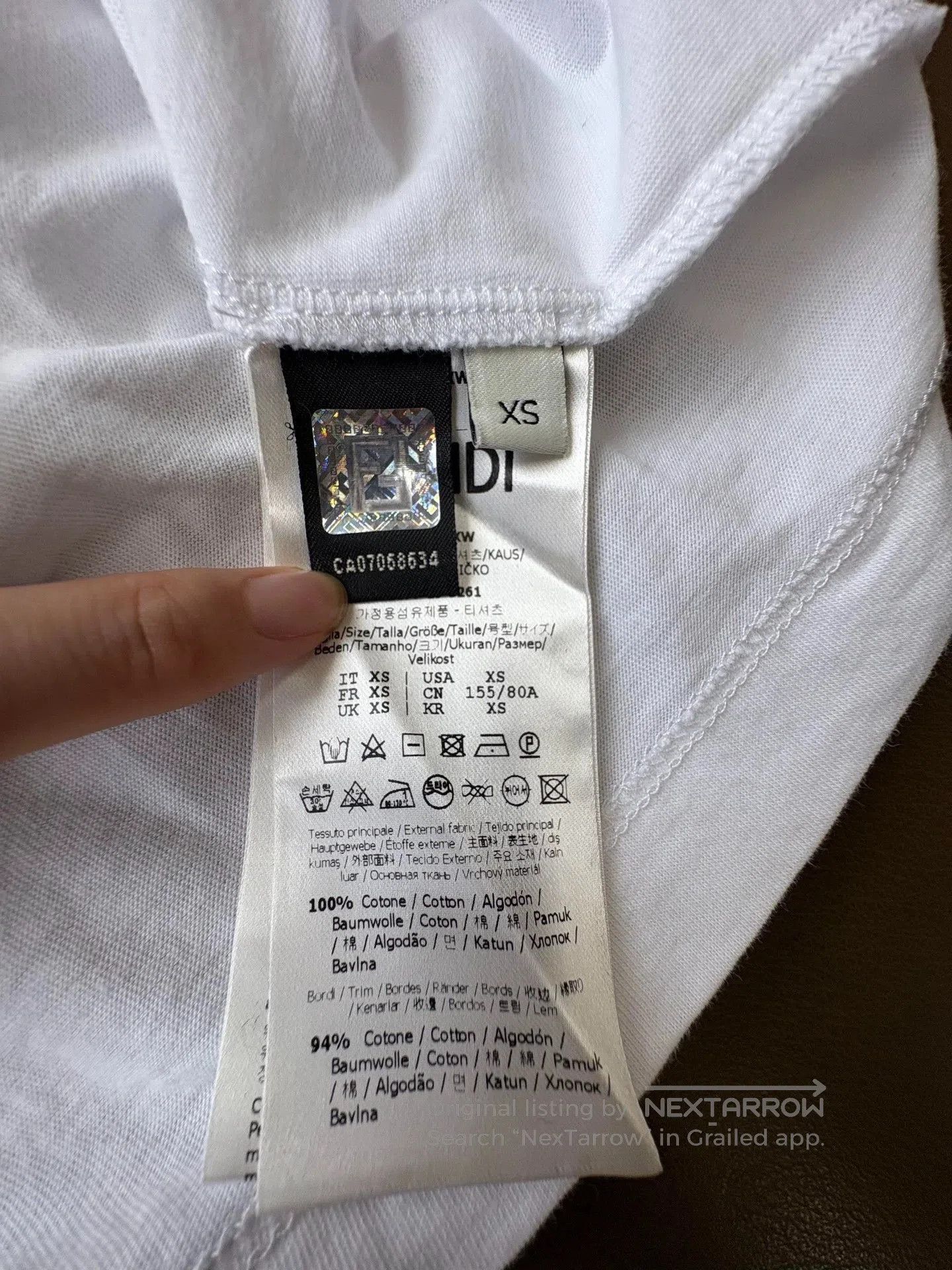 Fendi fendi logo white short sleeve t-shirt xs. Size US XS / EU 42 / 0 - 5 Thumbnail