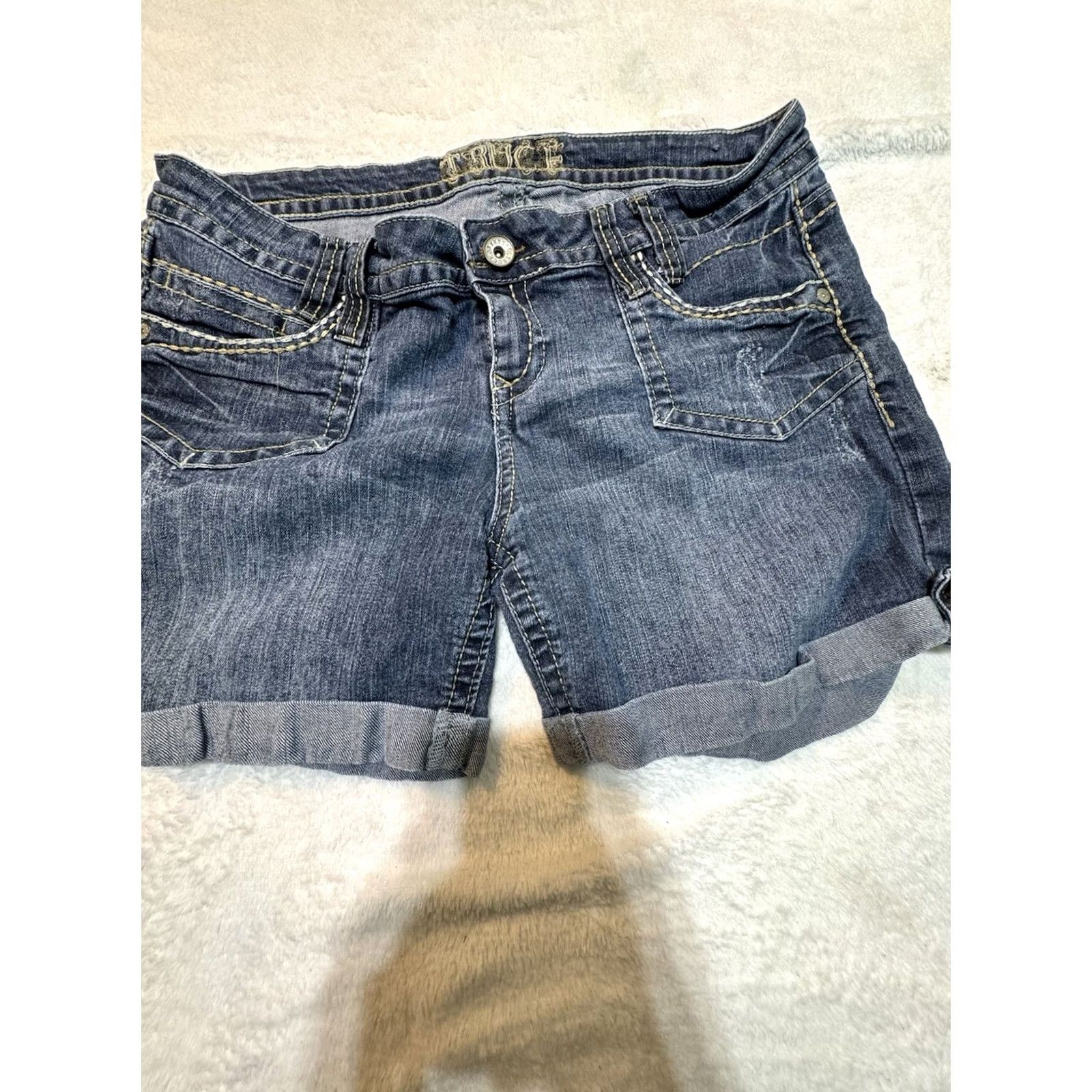 Denime TRUCE Rolled Up Stretch Blue Denim Jean Shorts Women's Size 17 EUC Medium Wash Size 38" / US 16 / IT 52 - 2 Thumbnail