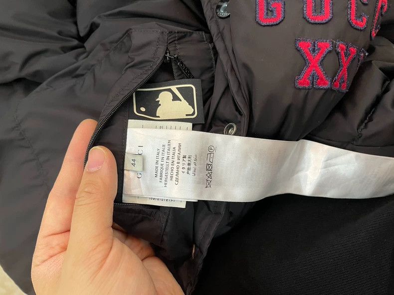 Gucci Gucci Down jacket 2502-Nextarrow Size US S / EU 44-46 / 1 - 5 Thumbnail