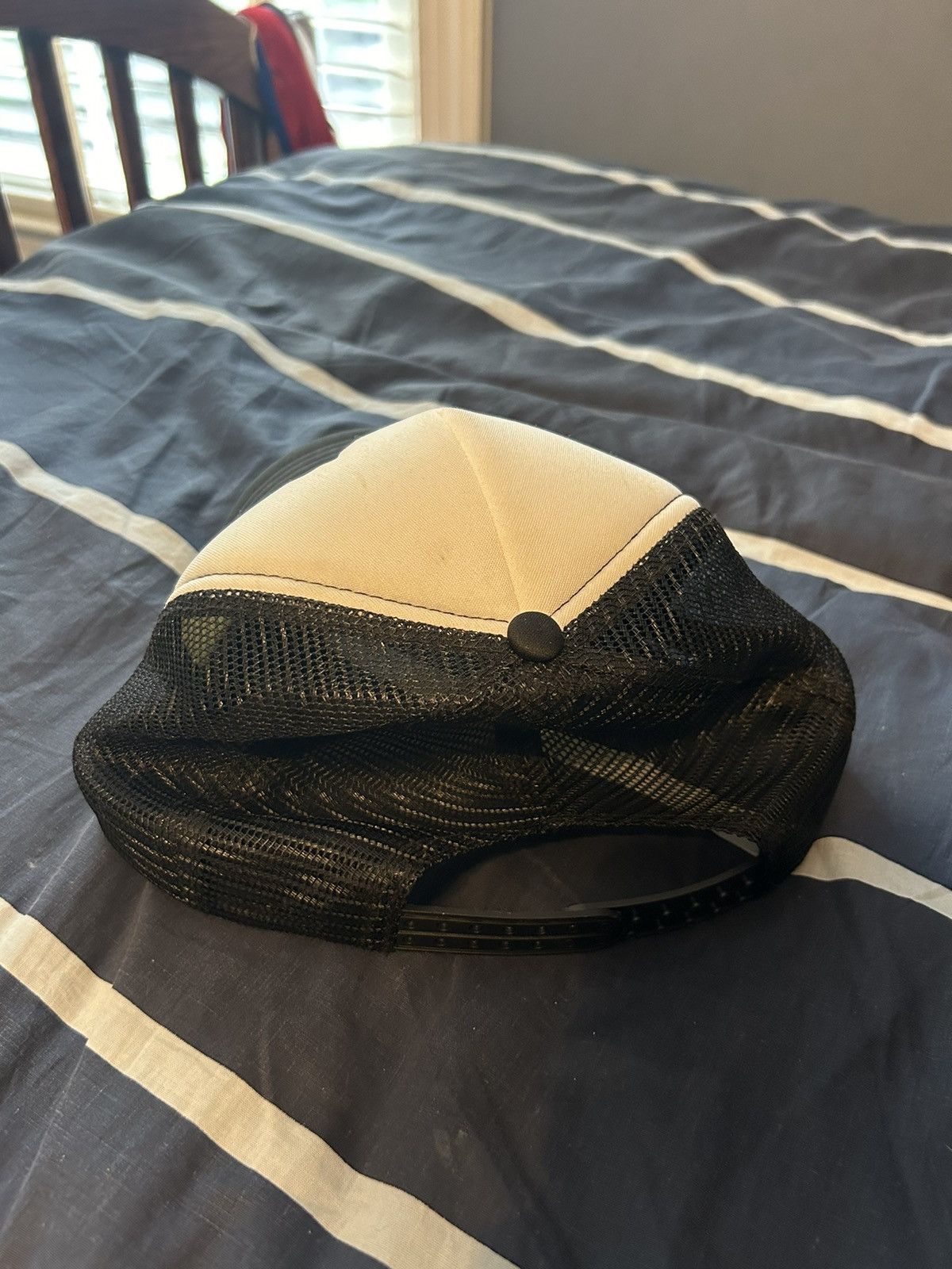 Other EYECRAVE "Beautiful Chaos" Cap Size ONE SIZE - 2 Thumbnail