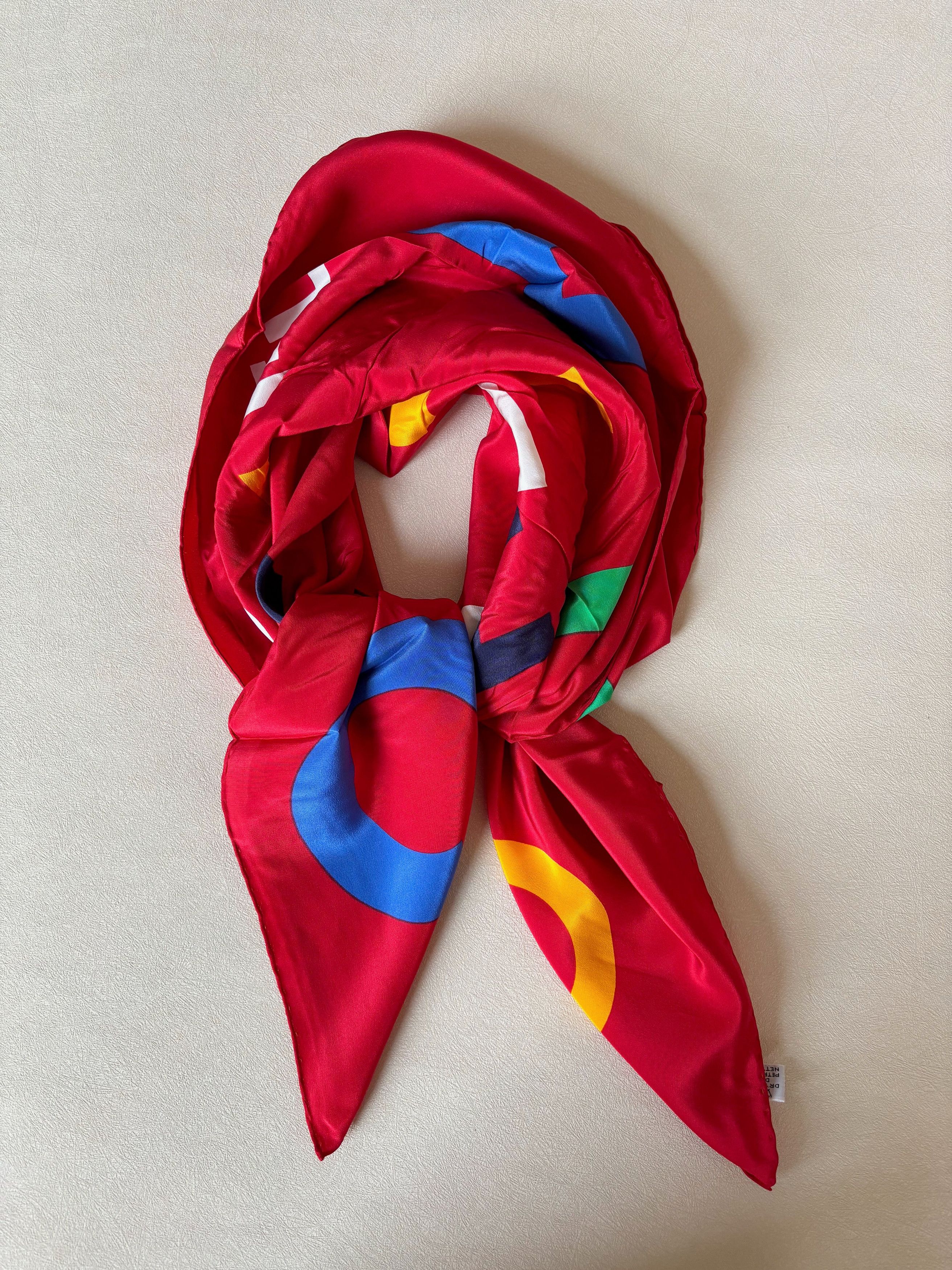Chanel Foulard Carré Size ONE SIZE - 1 Thumbnail