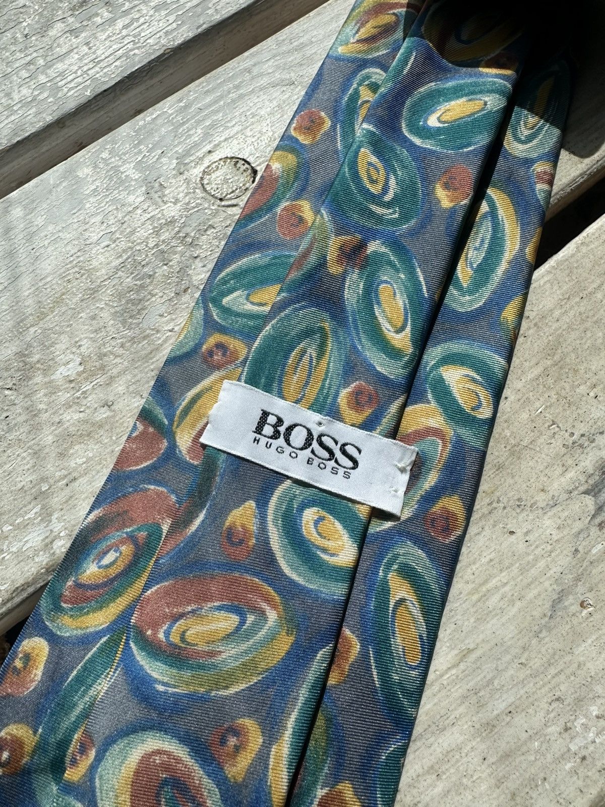 Designer × Hugo Boss 🚨RARE Hugo Boss Tie old money style Burgundy luxury monogram Size ONE SIZE - 3 Thumbnail