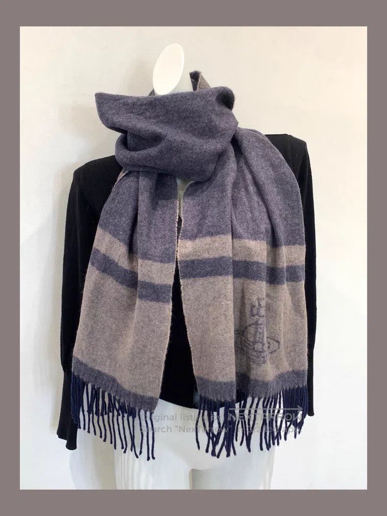 Vivienne Westwood Vivienne Westwood Printed Long Shawl Autumn and Winter Wra Size ONE SIZE - 7 Thumbnail