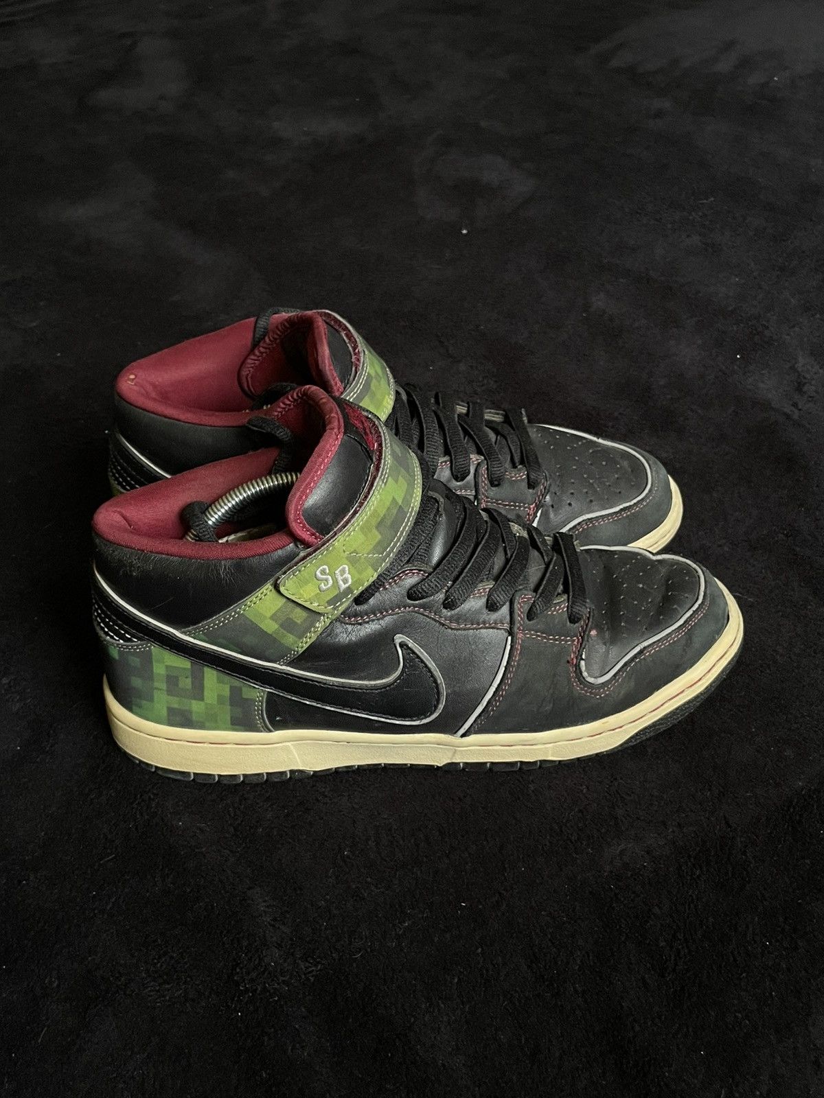 Nike Nike SB Dunk Mid Nitraid Limited Edition Men’s Size 42,5 Size US 9.5 / EU 42-43 - 1 Thumbnail