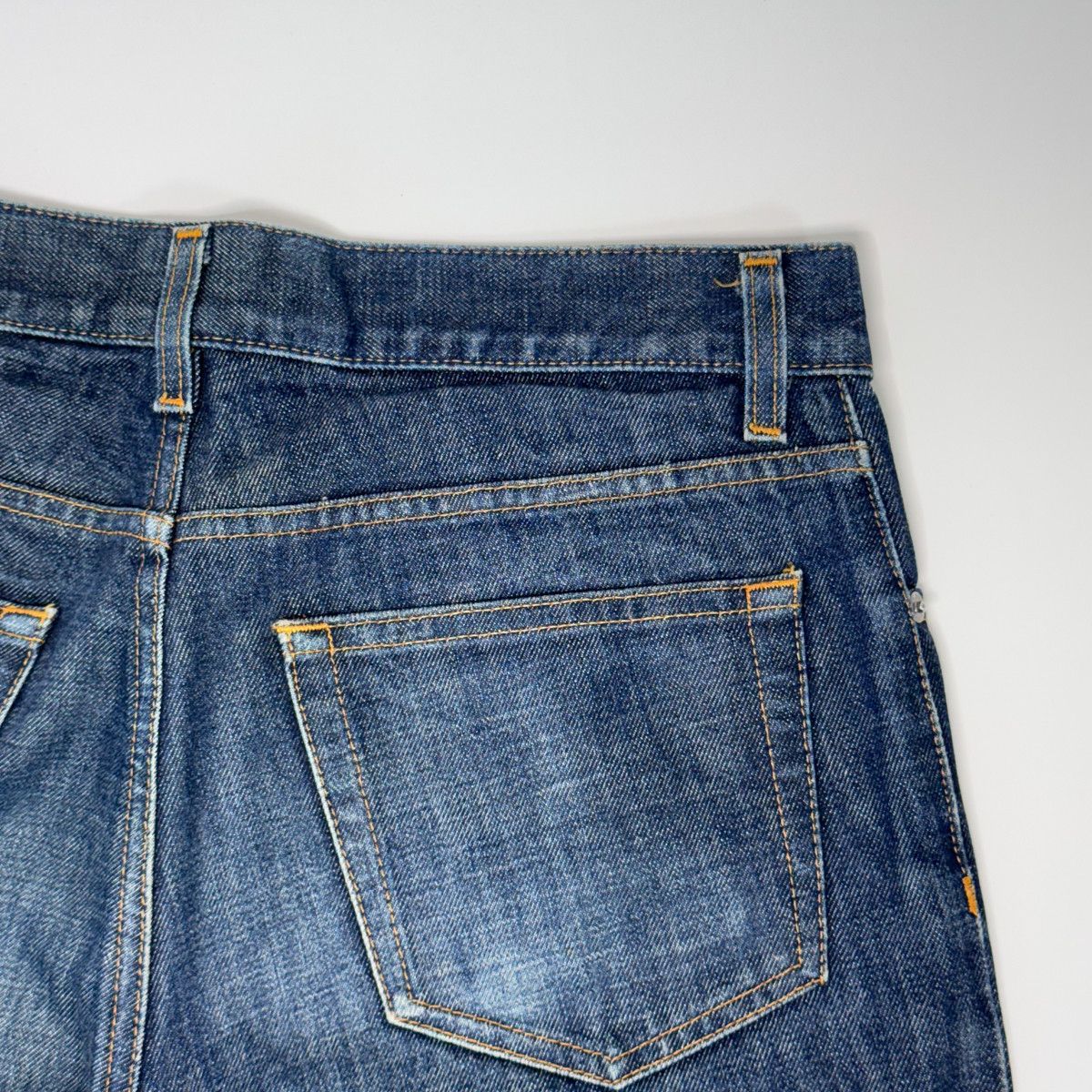 Helmut Lang HELMUT LANG JEANS 30-inch CLASSIC CUT PRODUCED IN 1998 Size US 30 / EU 46 - 4 Thumbnail