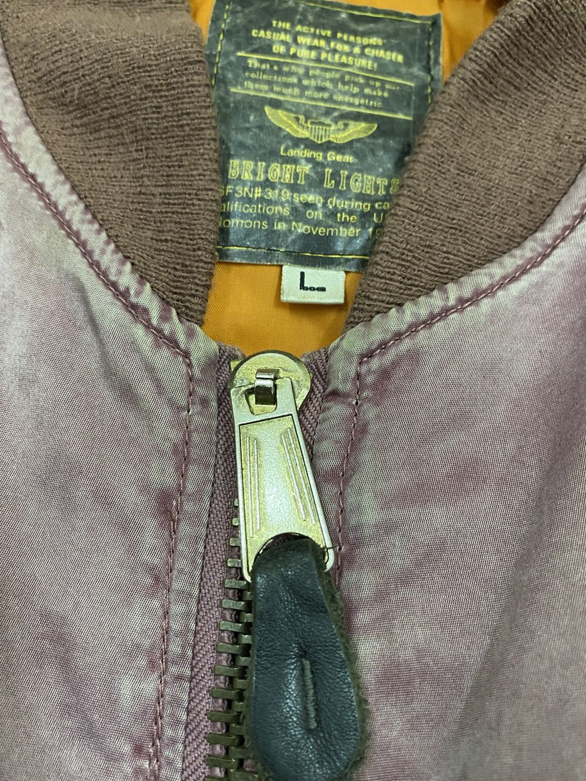 Vintage Vintage Bomber Burgundy Faded Distressed Size US L / EU 52-54 / 3 - 11 Thumbnail