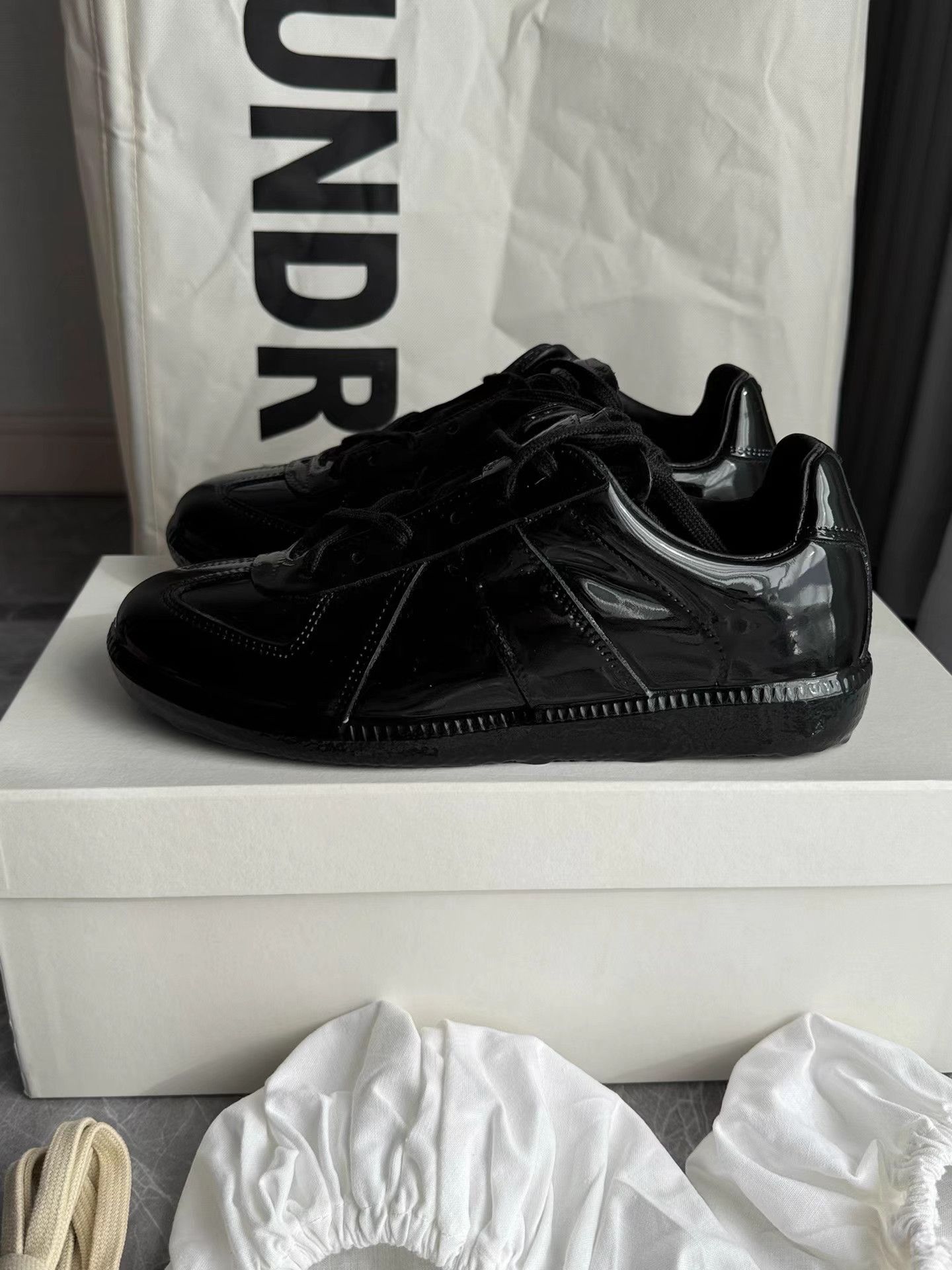 Maison Margiela Maison Margiela Patent Leather Replica Sneakers K6 Size US 5.5 / IT 35.5 - 1 Thumbnail