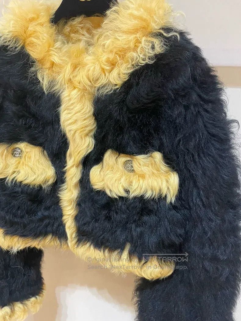 Chanel Chanel Ski series eco-friendly fur coat Size XXS / US 00 / IT 34 - 2 Thumbnail