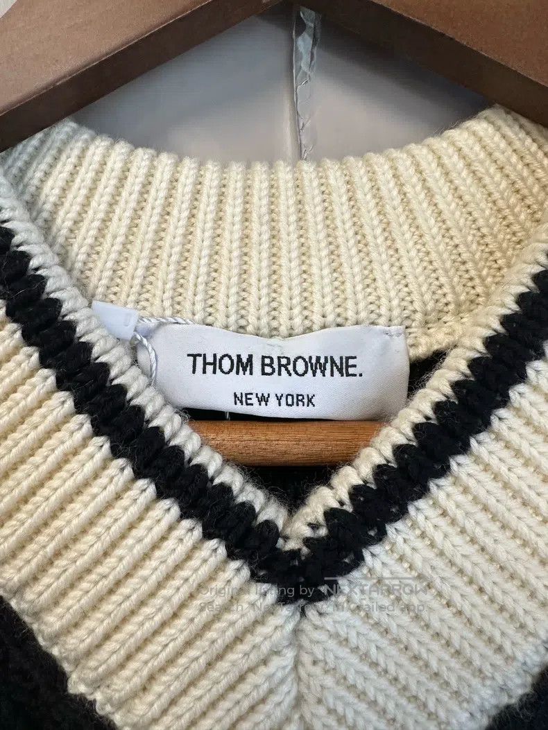 Thom Browne Thom Browne Ladies' knitted vest Size XS / US 0-2 / IT 36-38 - 3 Thumbnail