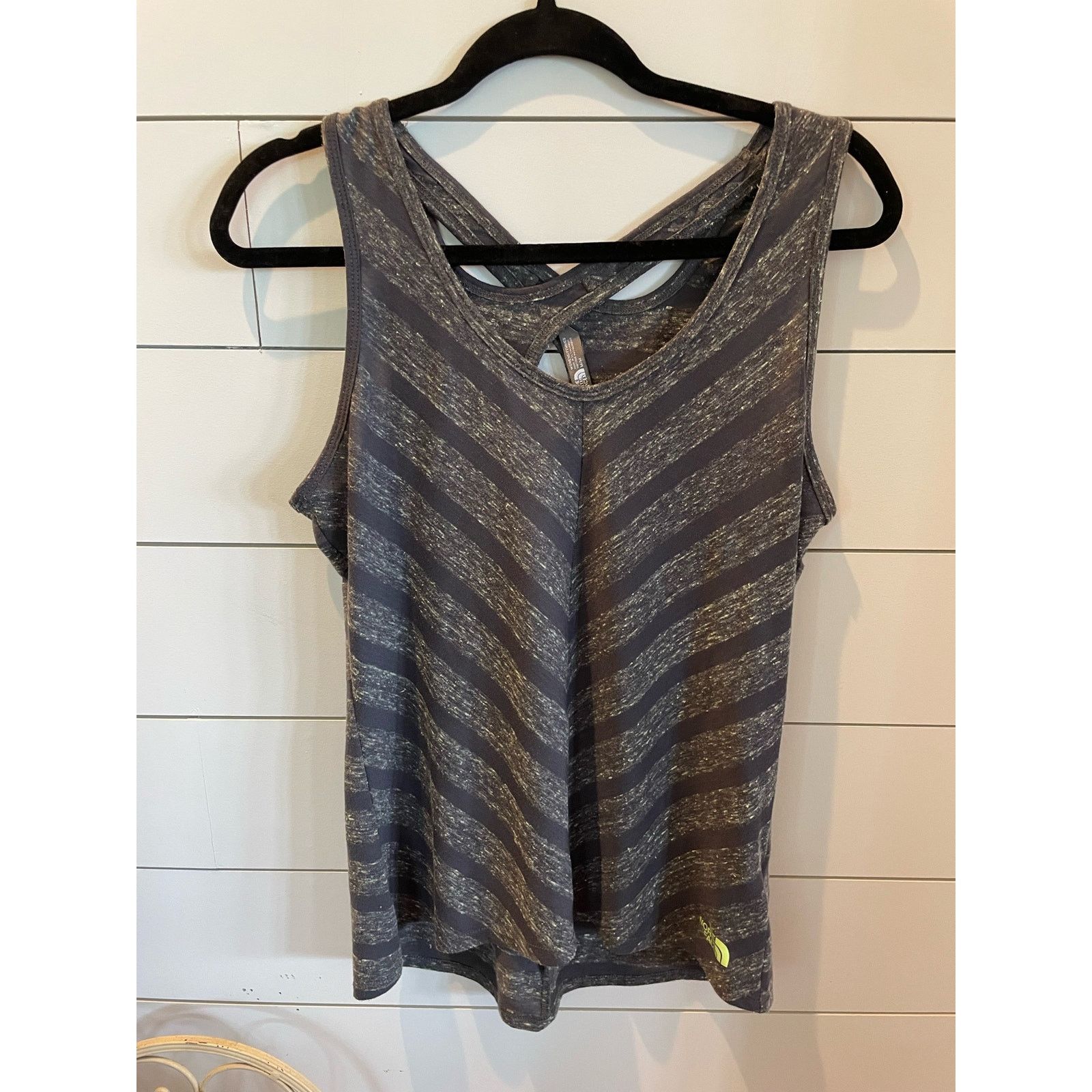 The North Face Northface Striped Breezeback Knit Tank, Medium Size M / US 6-8 / IT 42-44 - 1 Thumbnail