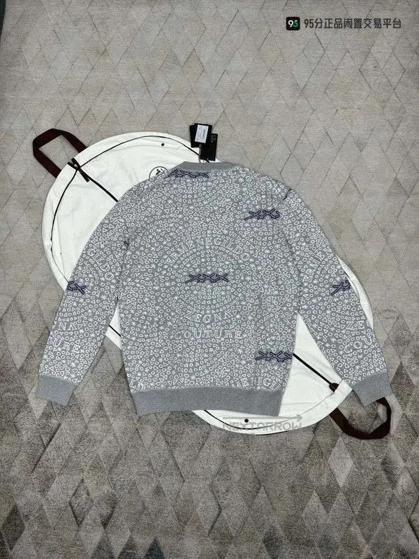 Ermenegildo Zegna Ermenegildo Zegna Men's Gray Knit Sweatshirt. Size US XL / EU 56 / 4 - 5 Thumbnail
