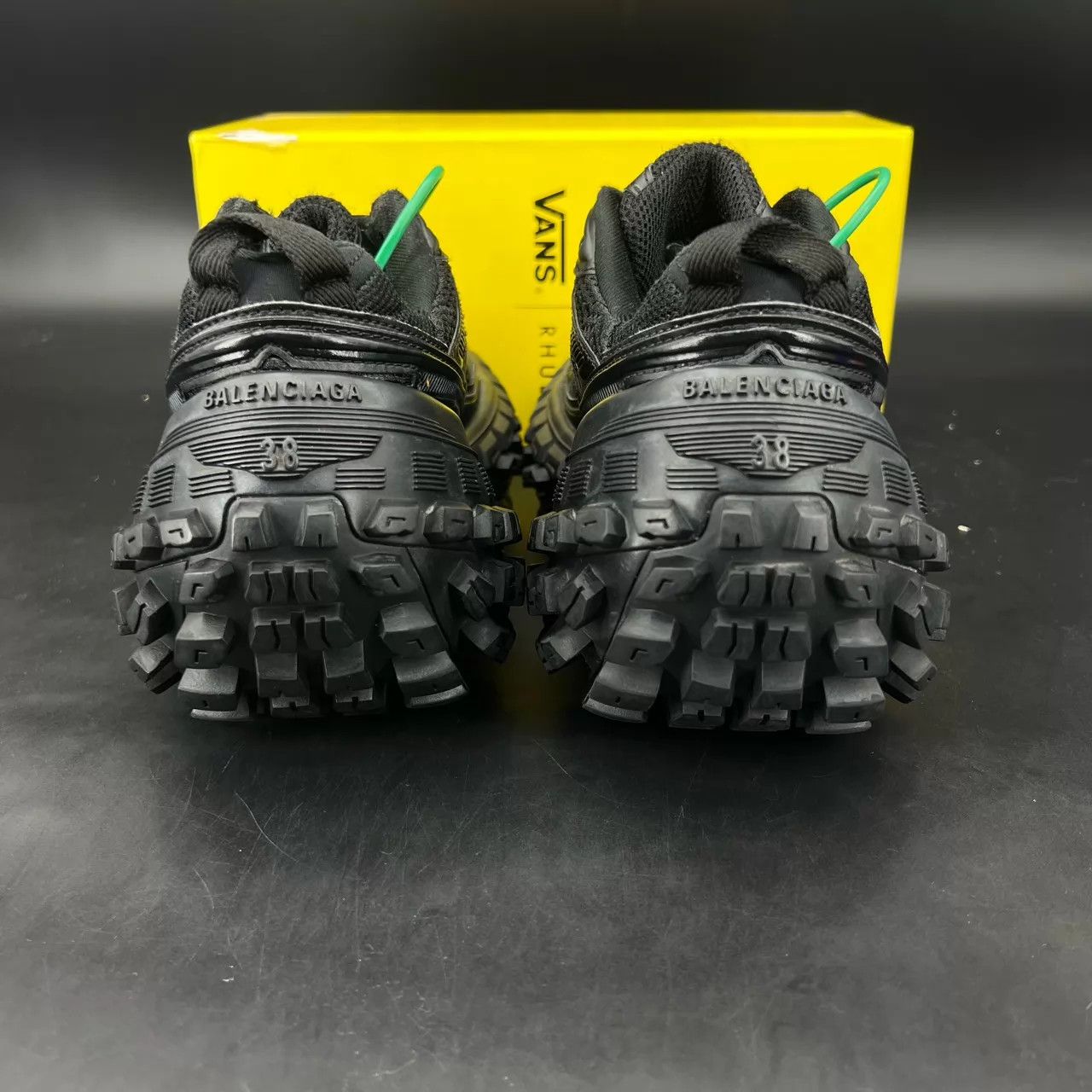 Balenciaga Balenciaga Triple S Women's 38 Black Like New Original Box Size US 8 / IT 38 - 6 Thumbnail