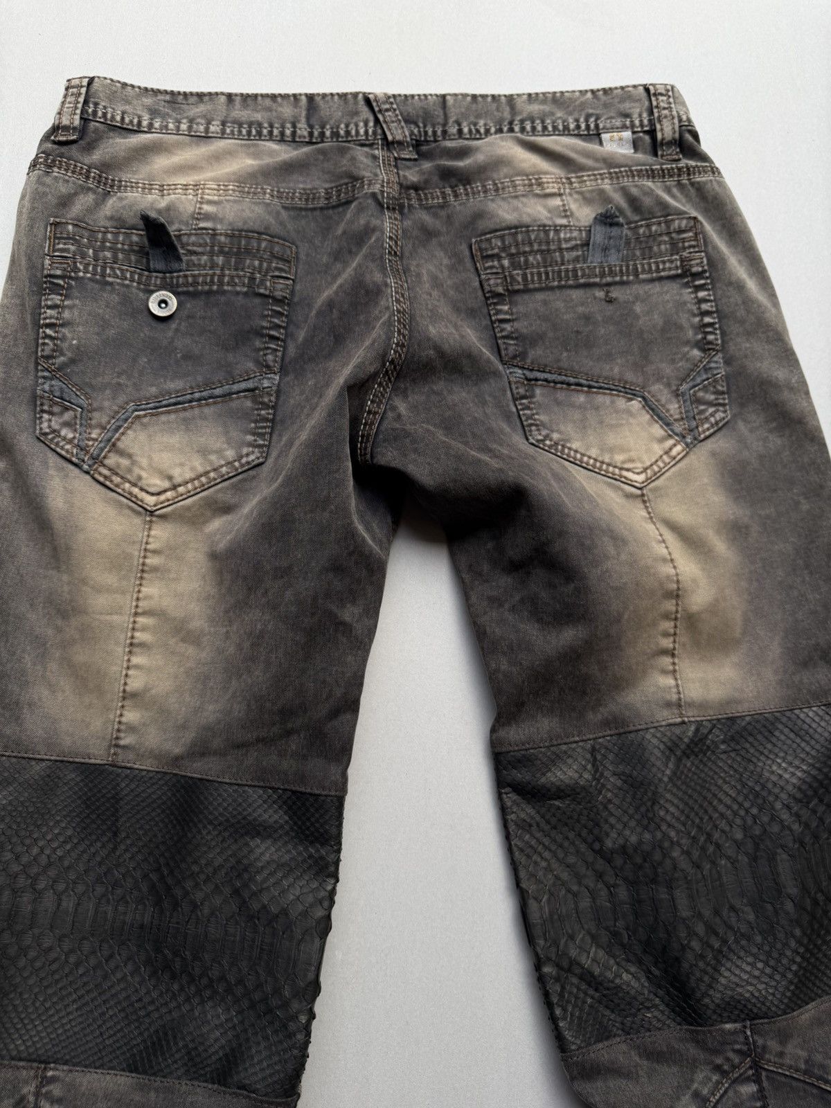 Nicole Club Phyton flare pants Size US 32 / EU 48 - 6 Thumbnail