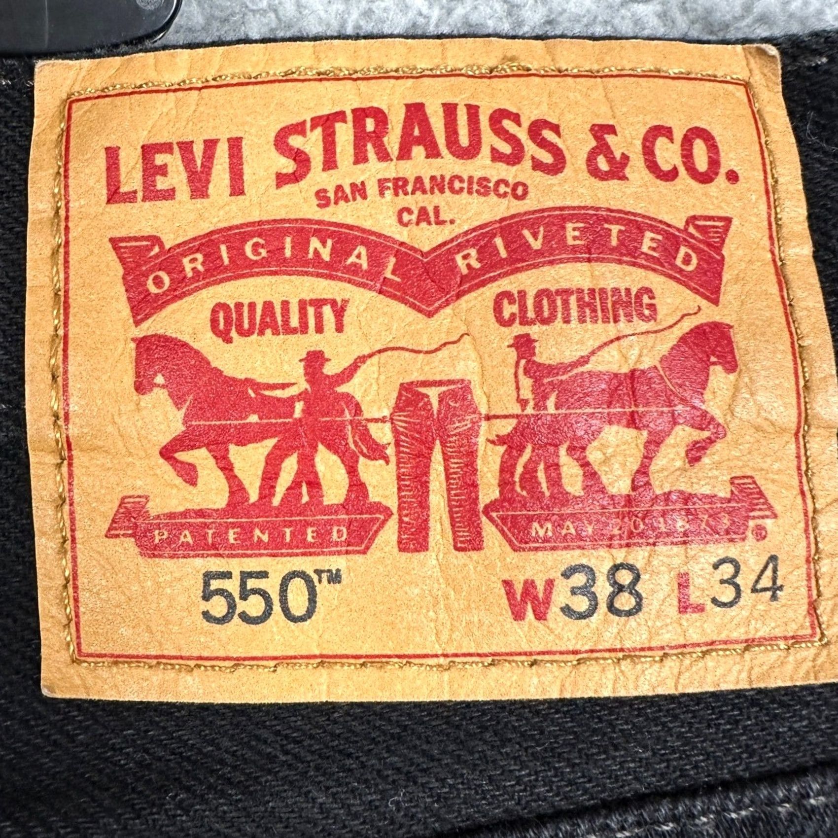 Levi's Levi's 550 Jeans Mens 38X34 Black Relaxed Straight Fit Dark Wash Denim Red Tab Size US 38 / EU 54 - 3 Thumbnail