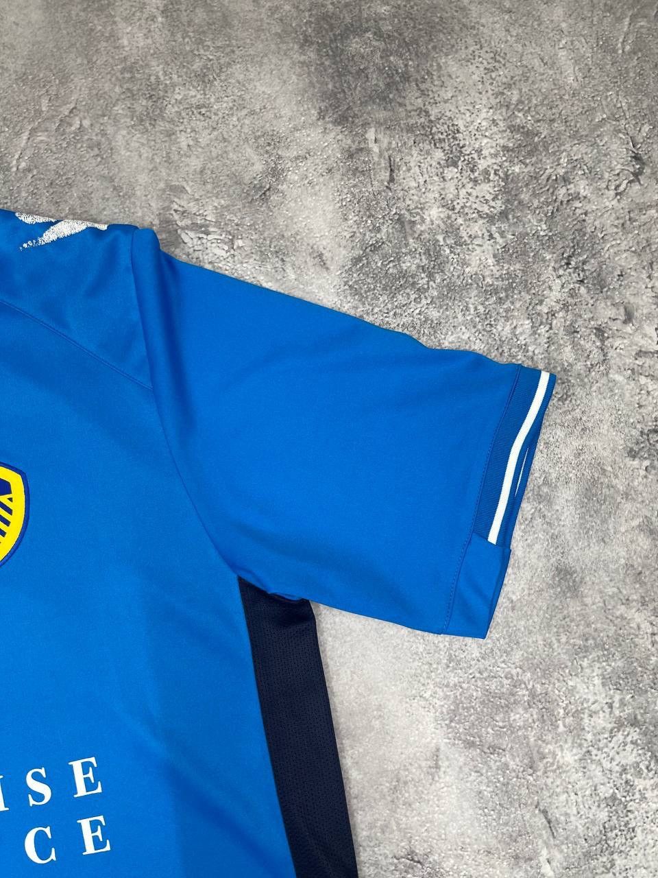 Macron Macron Leeds United 2016/17 Away Men Football Shirt Jersey Size US L / EU 52-54 / 3 - 3 Thumbnail