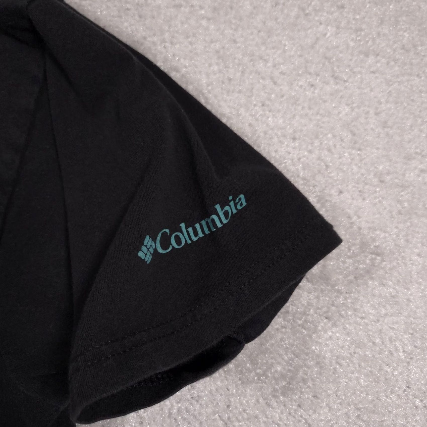 Vintage Columbia Shirt Mens Medium Black Sunset Gradient Logo Tee Short Sleeve Outdoors Size US M / EU 48-50 / 2 - 4 Thumbnail