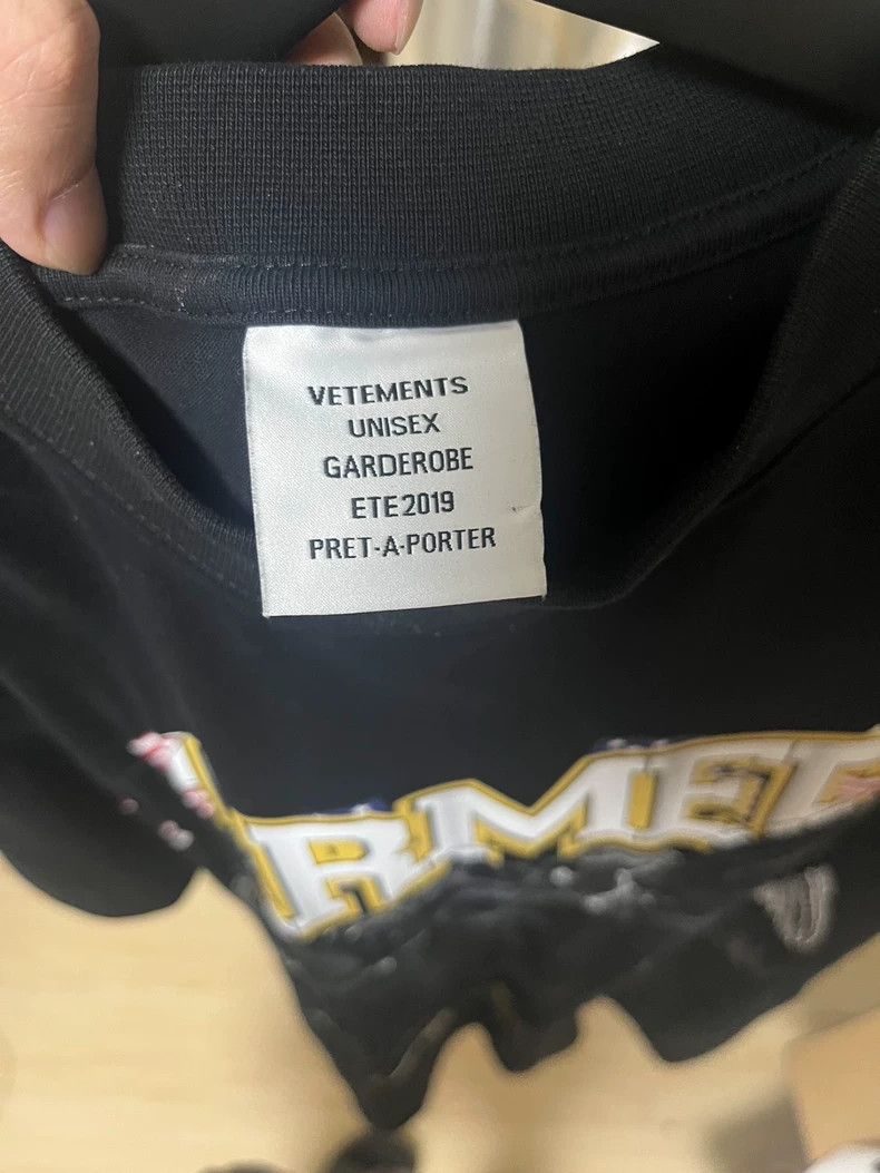 Vetements Vetements 19ss Showpiece Glitter Butterfly Short Sleeve Size US XS / EU 42 / 0 - 5 Thumbnail