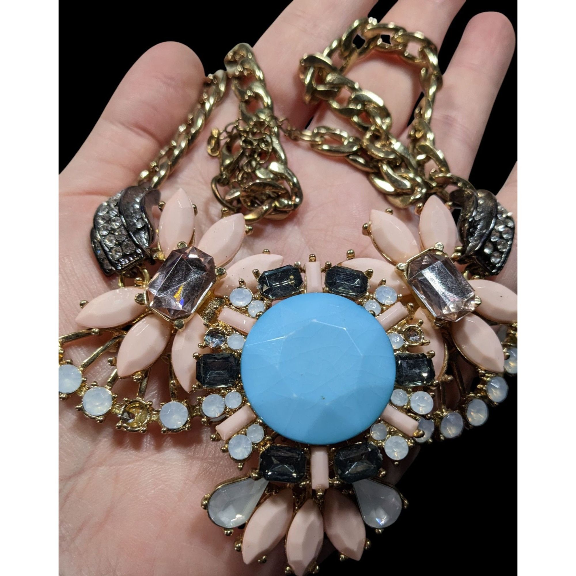 Other Elegant Glam Floral Gemmed Statement Necklace Size ONE SIZE - 4 Thumbnail
