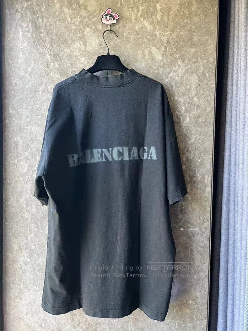 Balenciaga Balenciaga Blur Letter Short Sleeve S. Size US S / EU 44-46 / 1 - 2 Thumbnail