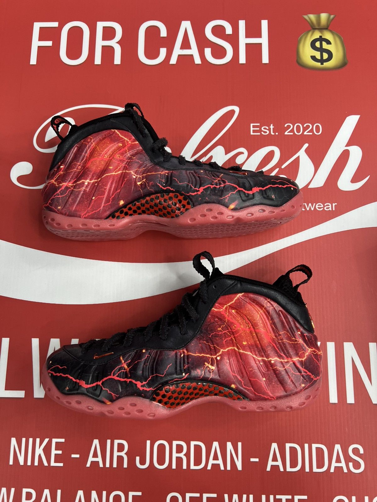 Nike Nike Air Foamposite One Stanger Things Size 10 Size US 10 / EU 43 - 2 Thumbnail