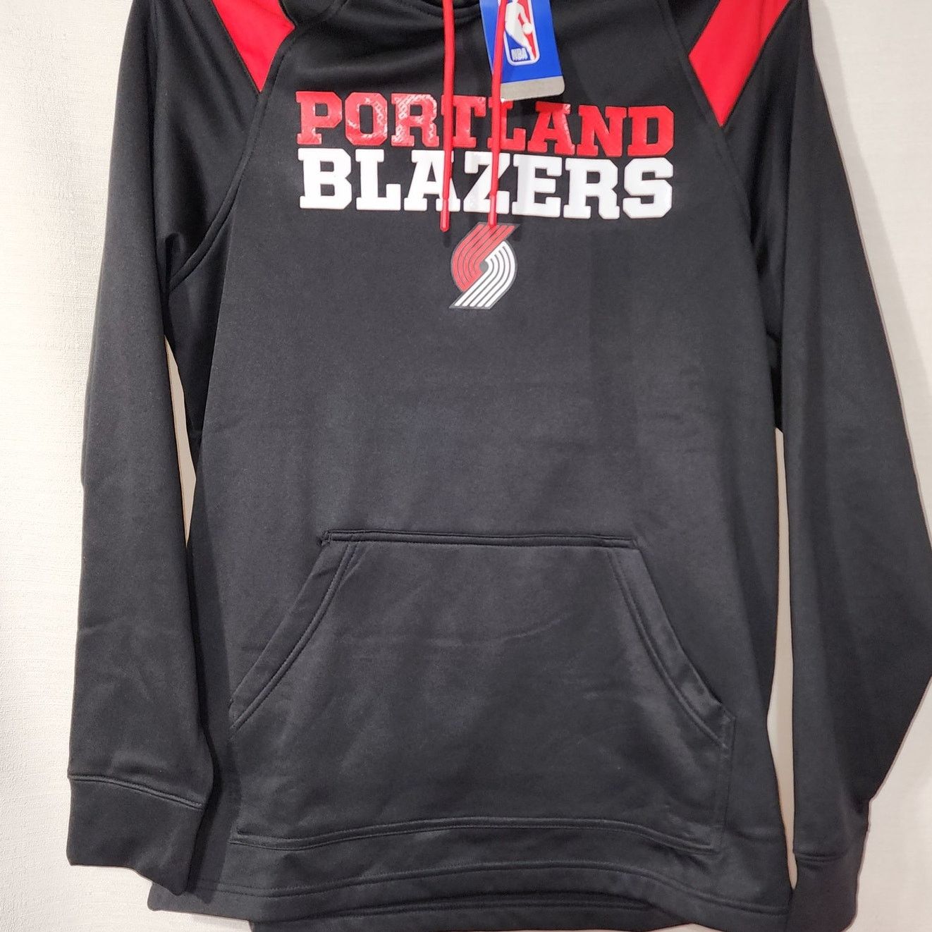NBA Trail Blazer basketball red/black Hoodie Men's Large Size US L / EU 52-54 / 3 - 4 Thumbnail