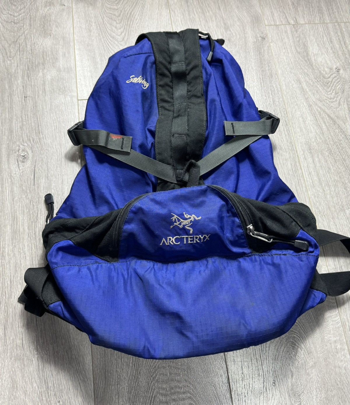 image of Arcteryx x Outdoor Life Arc'teryx Sebring Backpack Daypack Blue Black Discontinued, Men's