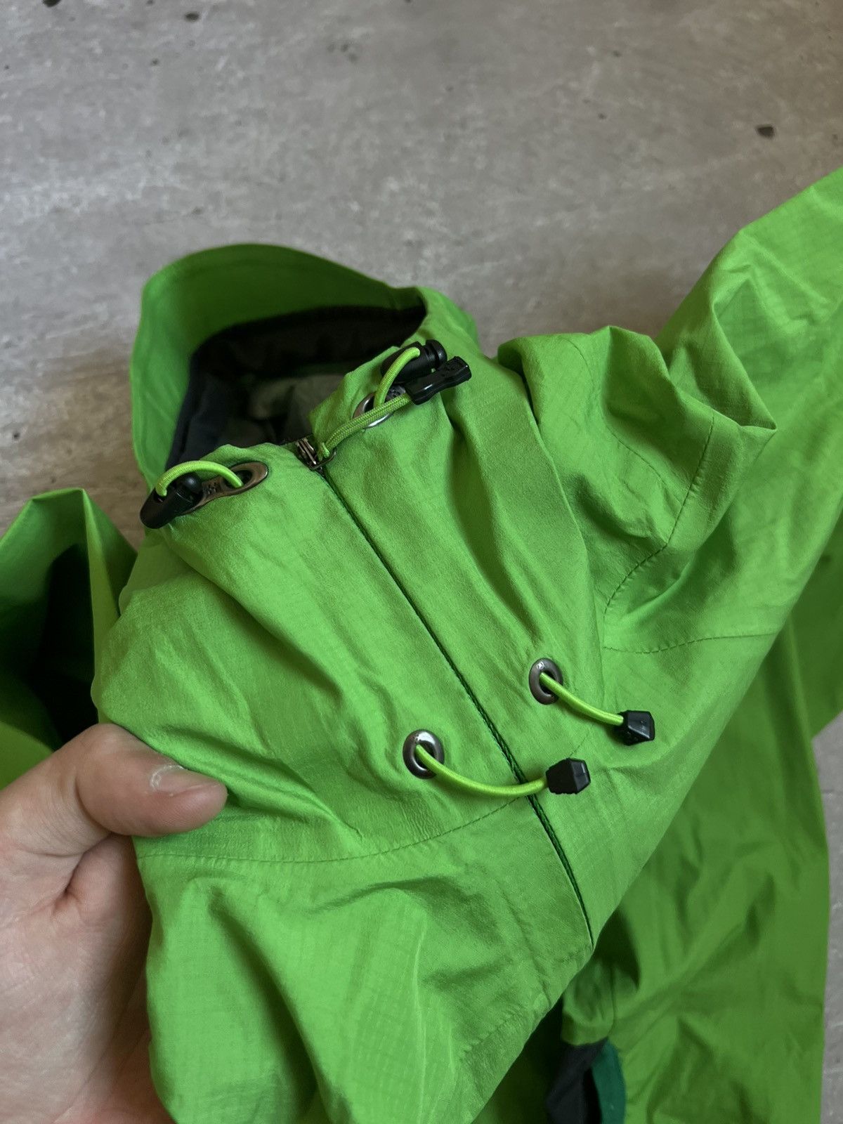Haglofs HAGLOFS Lightweight Windbreaker Jacket Men Gore Tex Size M Size US M / EU 48-50 / 2 - 9 Thumbnail