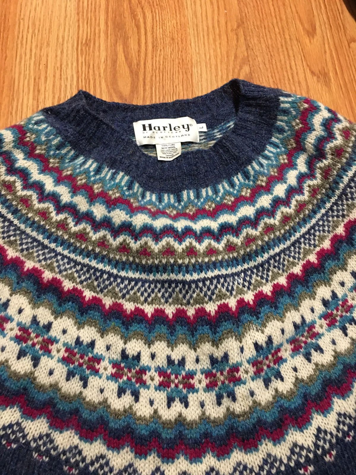 Harley of Scotland Harley of Scotland Fair Isle Pure New Wool Sweater Size L Size L / US 10 / IT 46 - 7 Thumbnail