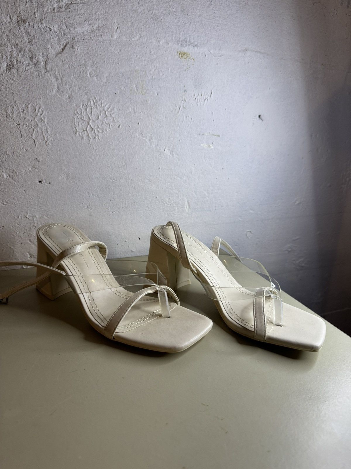 Bershka Bershka White Summer Heels Size US 5 / IT 35 - 2 Thumbnail