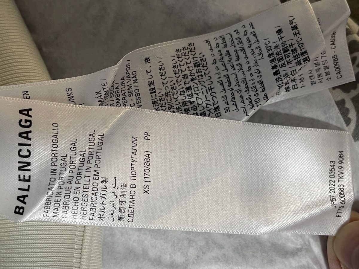 Balenciaga Balenciaga Political Logo Hoodie White Size US XS / EU 42 / 0 - 6 Thumbnail