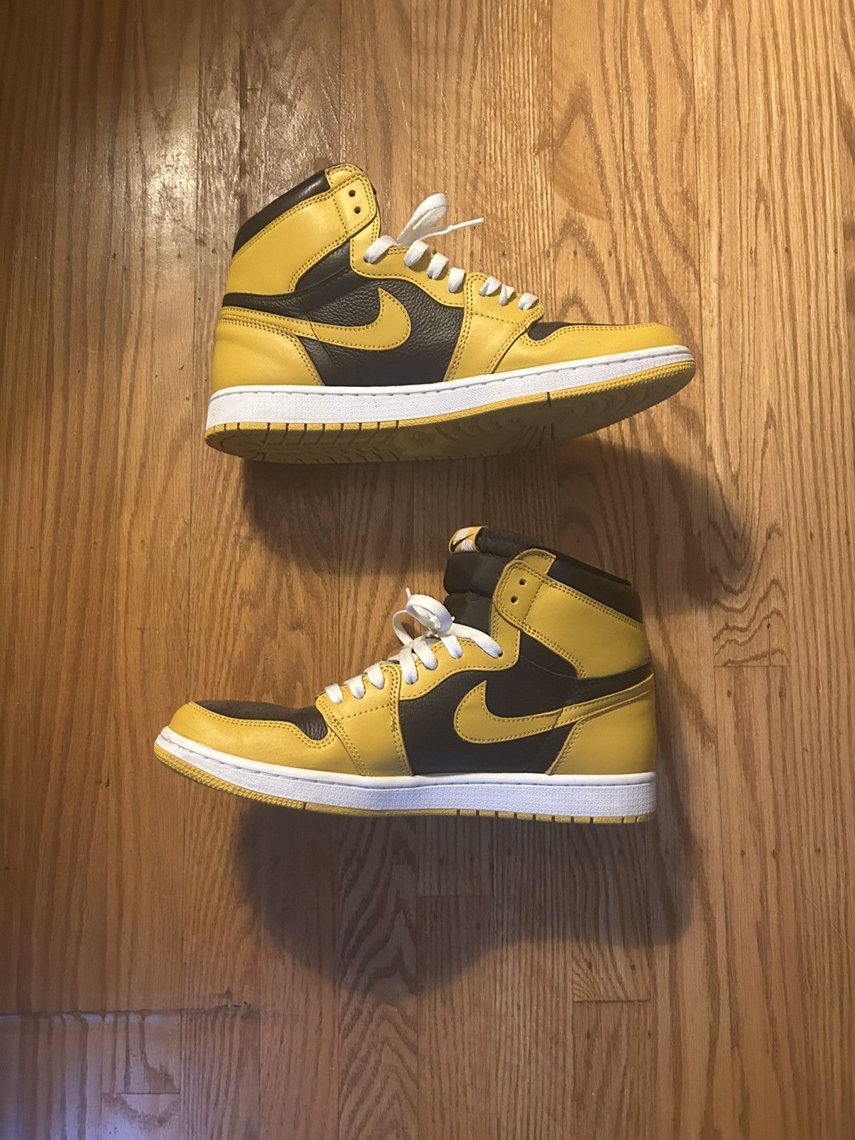Jordan Brand Jordan 1 High Pollen Size 11 Size US 11 / EU 44 - 1 Thumbnail