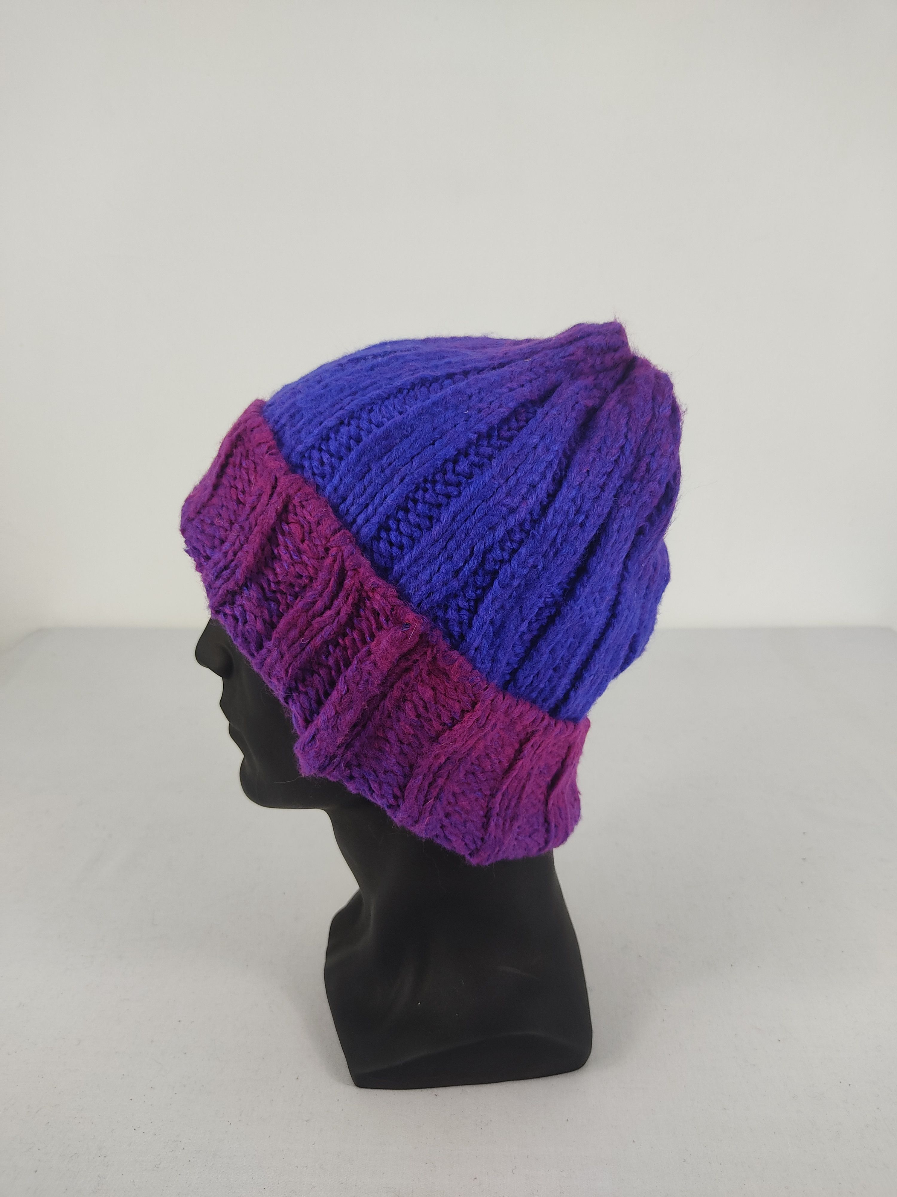 Japanese Brand Vintage Japanese Brand 2 Tone Knit Beanie/Snow Hat/Snow Cap Size ONE SIZE - 2 Thumbnail