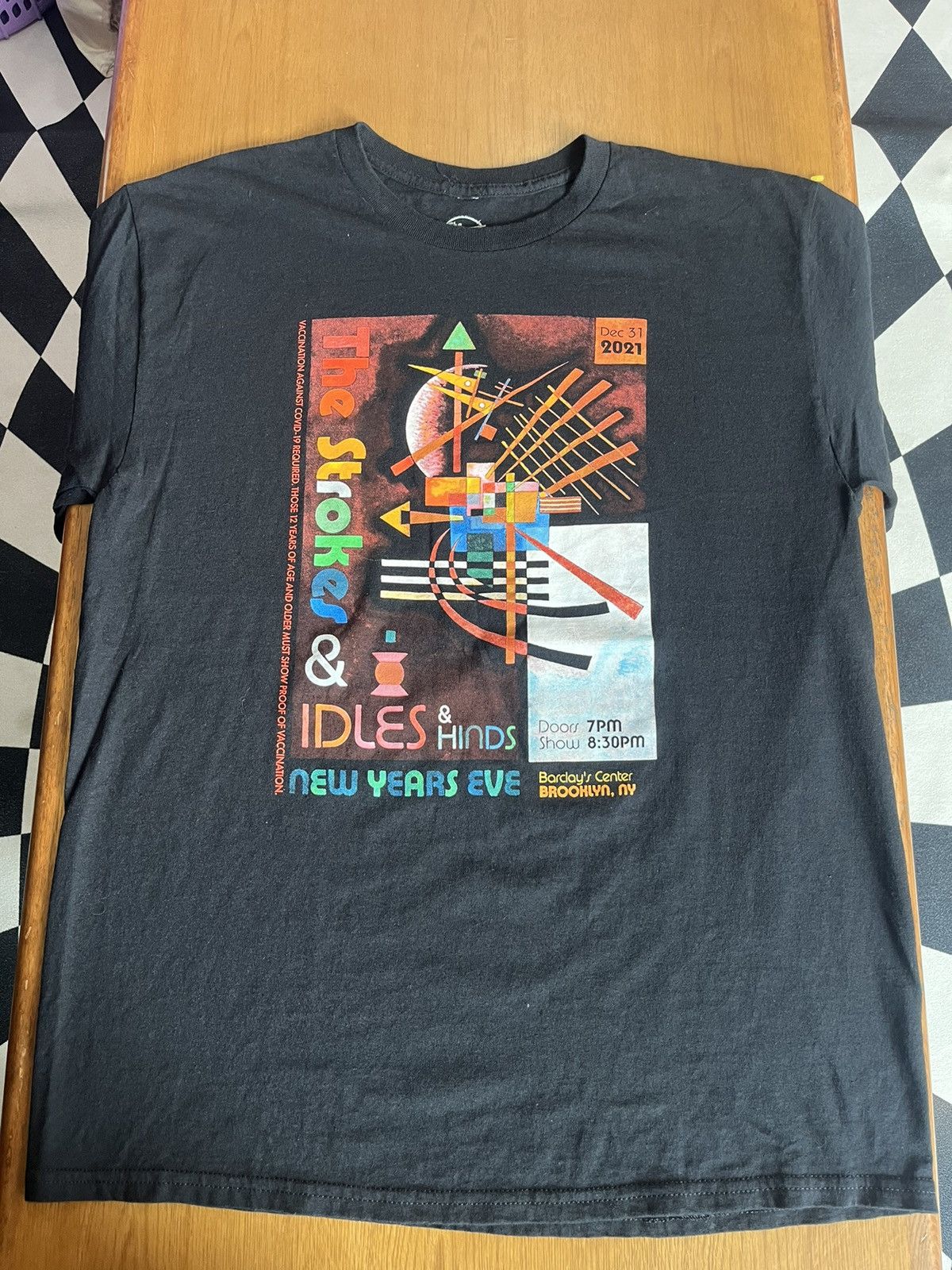 Band Tees The Strokes & IDLES & HINDS 2021’s Tour Tshirt Size US L / EU 52-54 / 3 - 3 Thumbnail
