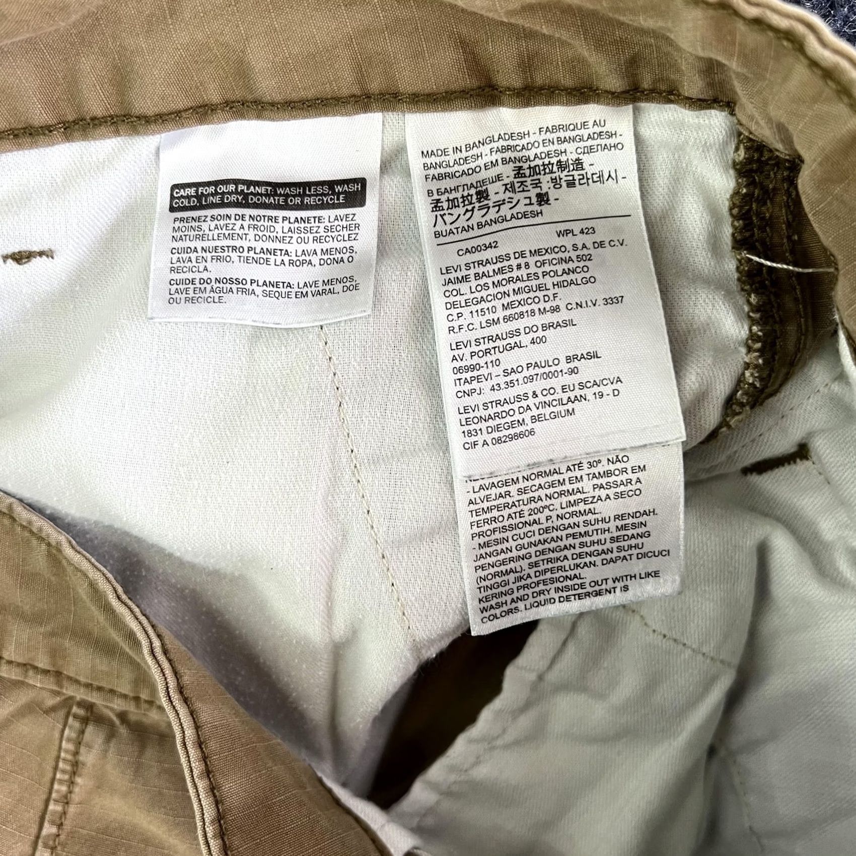 Levi's Y2K Mens Levi's Cargo Shorts 38 Beige Ripstop Casual Outdoor Utility Summer Size US 38 / EU 54 - 3 Thumbnail