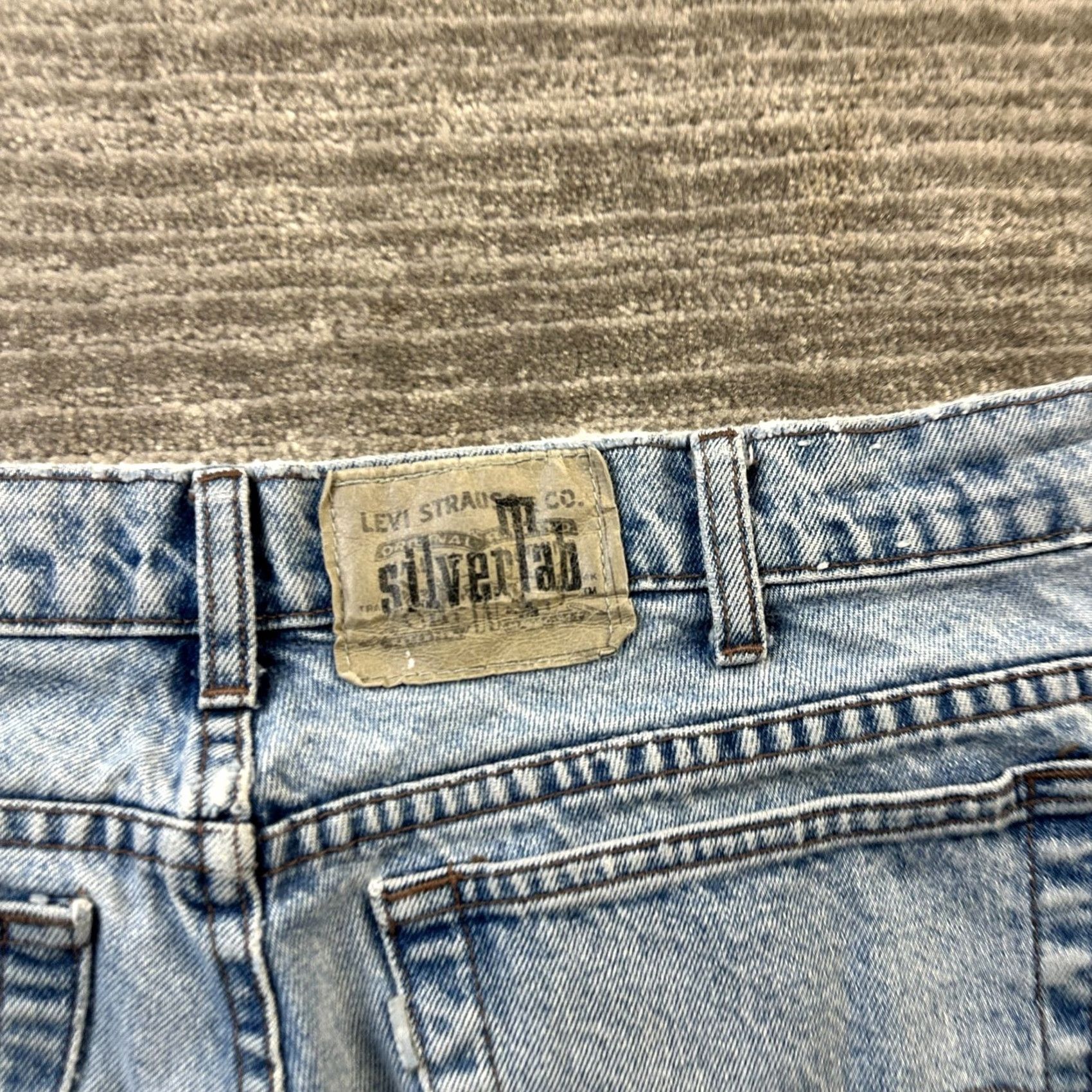 Levi's VINTAGE Levi's Silvertab Jeans Mens 38x30 Black Relaxed Straight 1991 90s Distressed Size US 38 / EU 54 - 7 Thumbnail