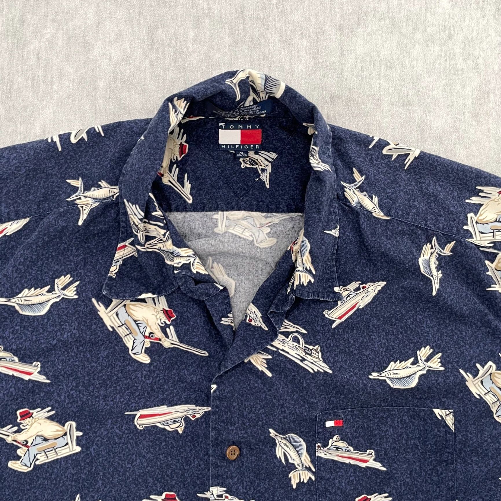 Tommy Hilfiger Vintage Tommy Hilfiger Men's Shirt XL Short Sleeve Collared Nautical Marlin Logo Blue 90s Size US XL / EU 56 / 4 - 3 Thumbnail