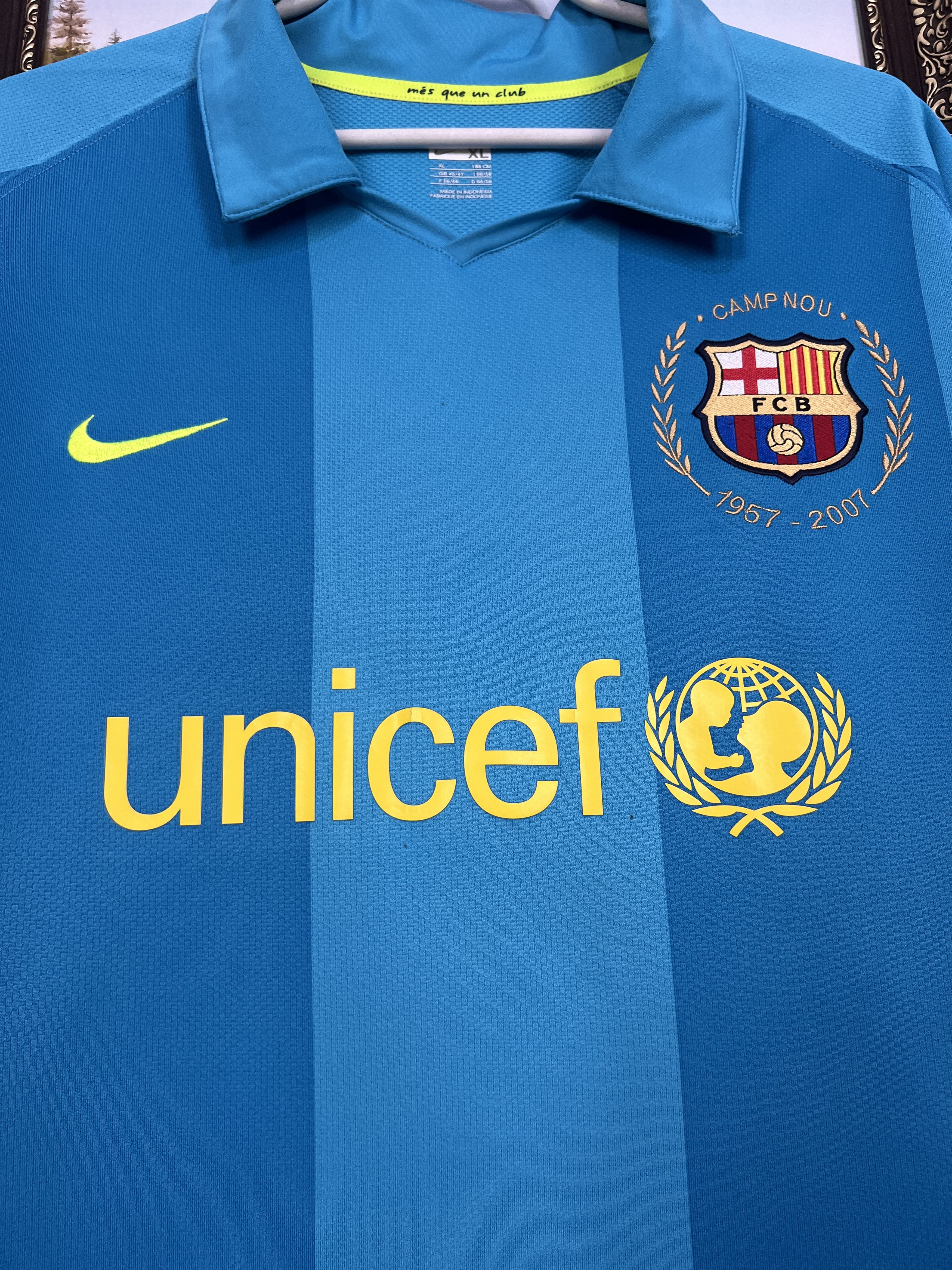 Nike Barcelona Away Football shirt 2007 Soccer Nike Blue Jersey Size US XL / EU 56 / 4 - 3 Thumbnail