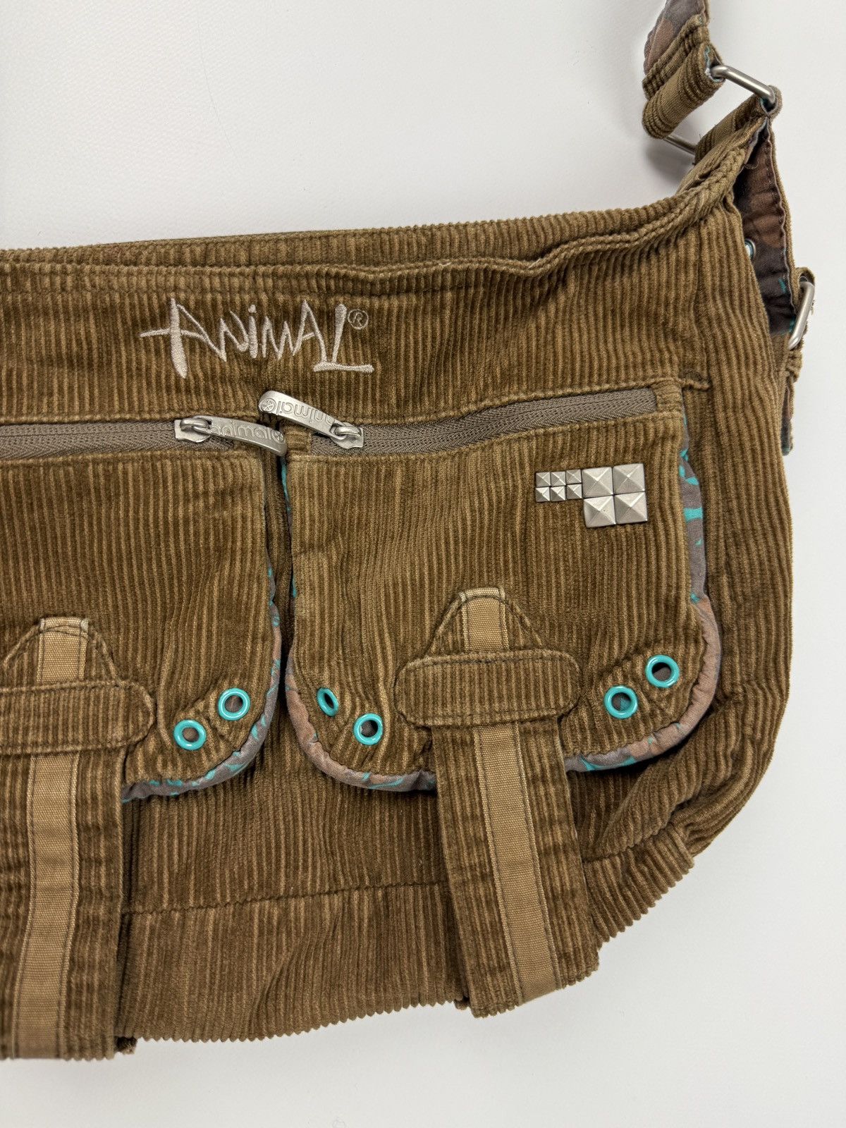 Other Y2K Vintage Animal Olive Corduroy Cargo Crossbody Bag Size ONE SIZE - 4 Thumbnail