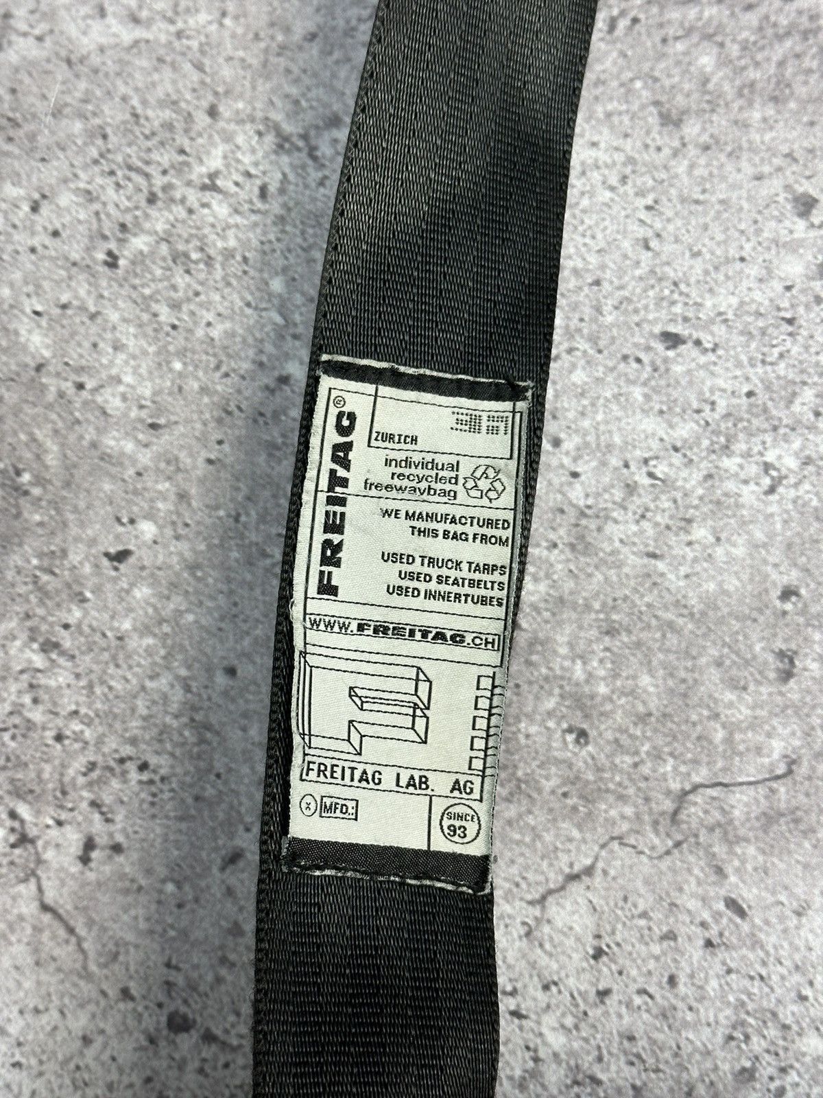 Freitag × Vintage VINTAGE FREITAG SHOULDER BAG WATERPROOF RECYCLED BACKPACK Size ONE SIZE - 6 Thumbnail