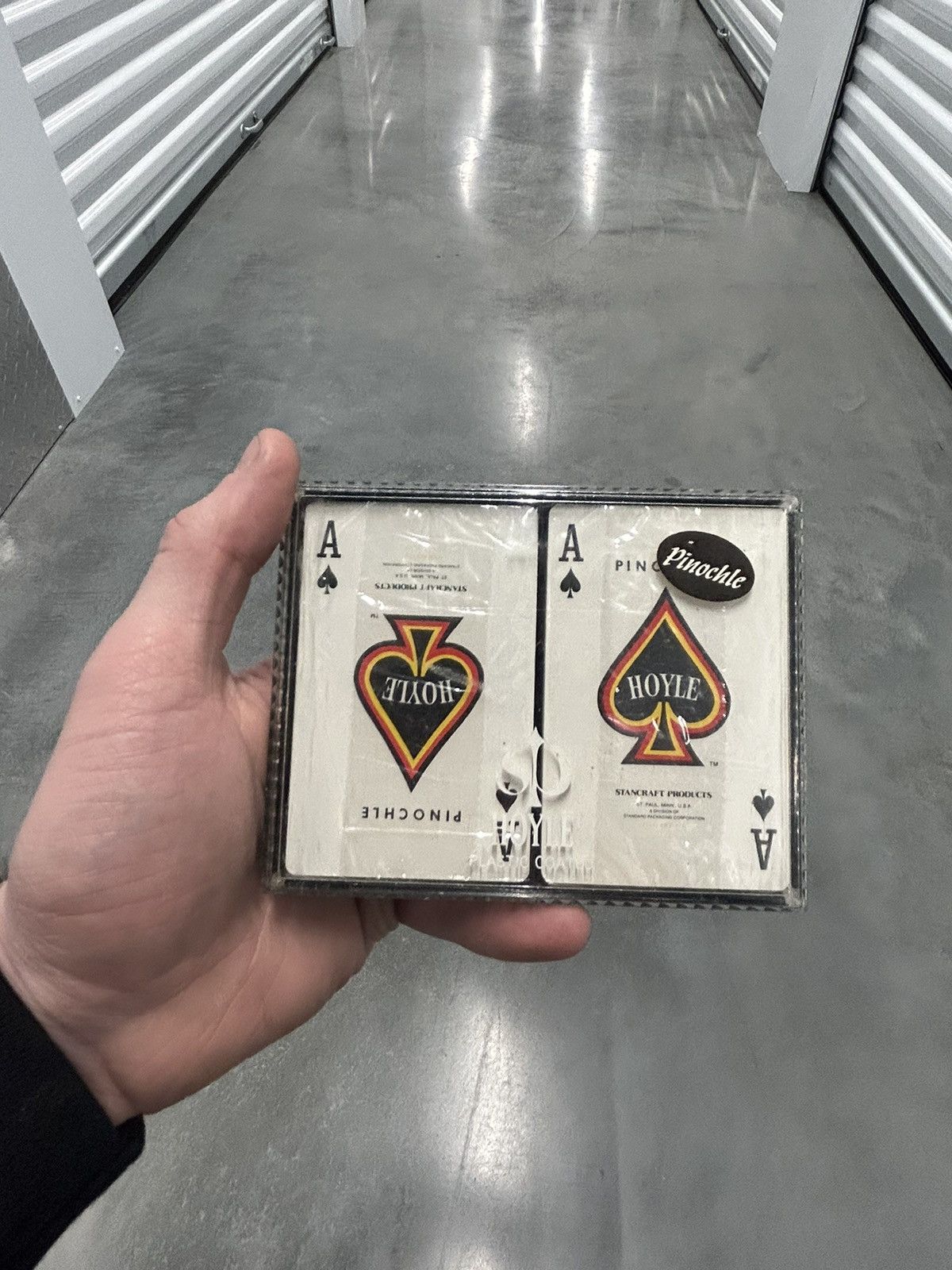 Vintage Vintage Gold and white PINNACLE playing cards Size ONE SIZE - 1 Thumbnail