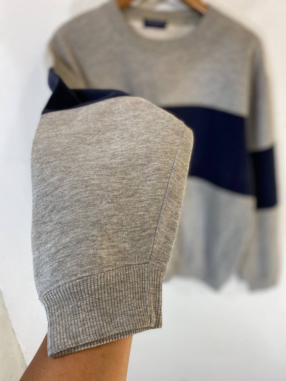 Japanese Brand vintage uniqlo japanese brands sweatshirt nice design Size US L / EU 52-54 / 3 - 5 Thumbnail