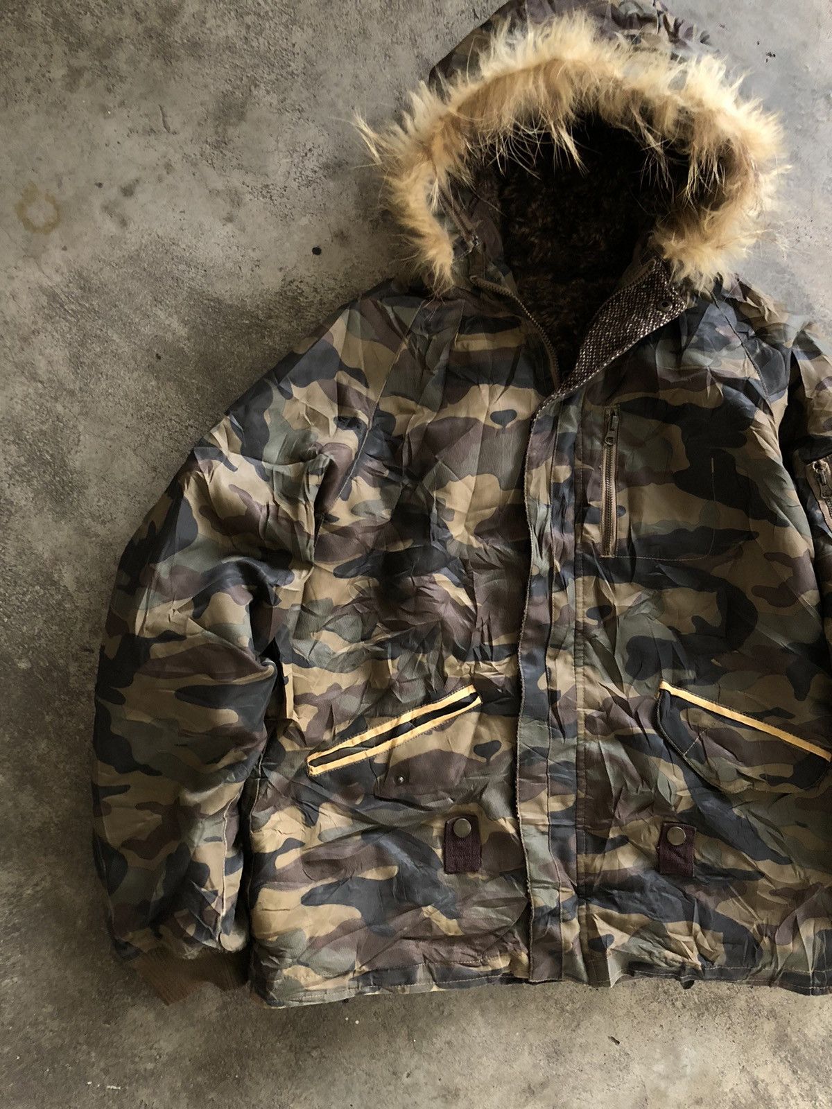 JAPANESE BRAND TRIXY JACKET CAMO FUR HOODIE LGBSTYLE
