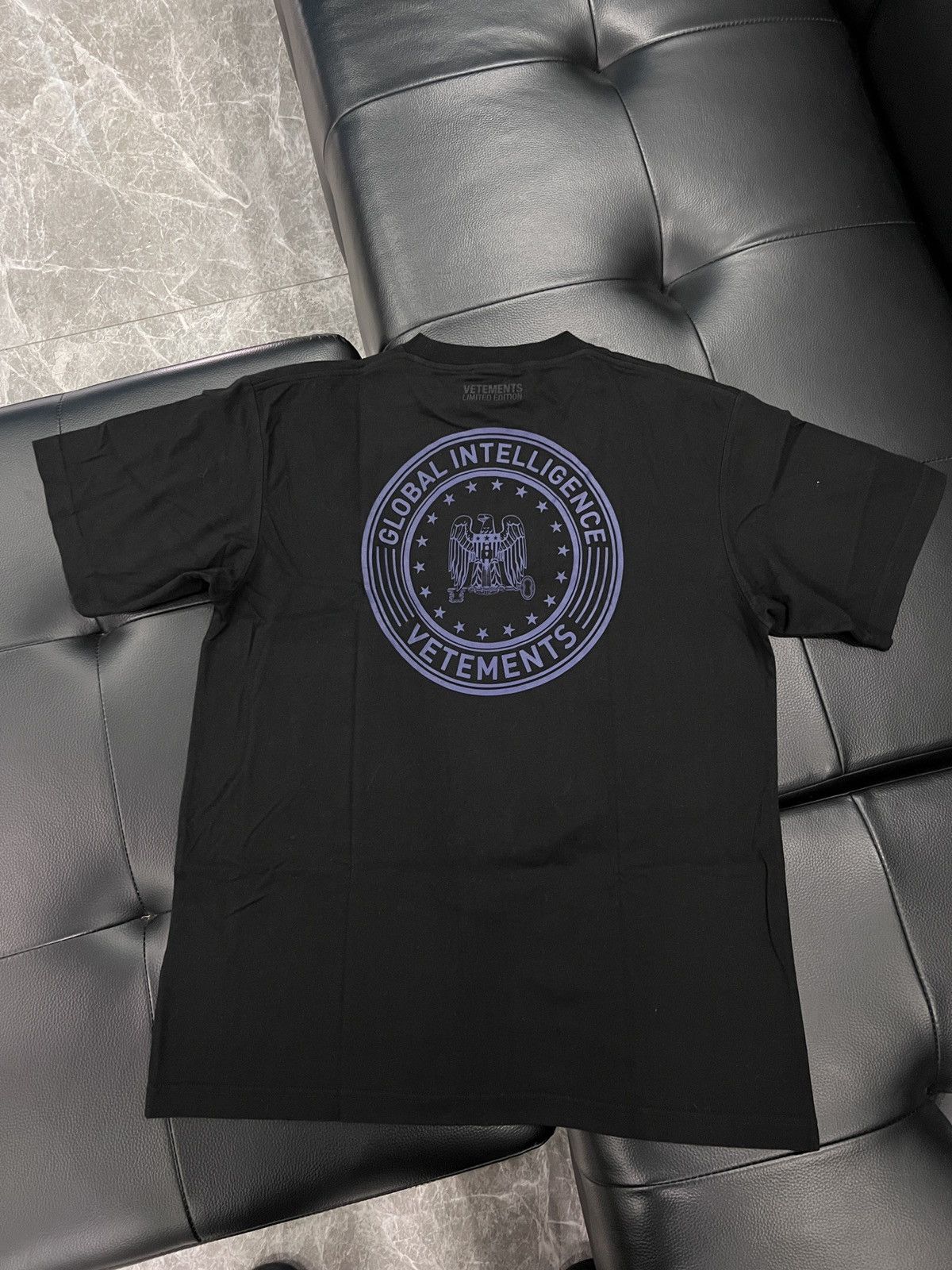 Vetements Vetements FW21 Lookbook “CIA” T-Shirt Size US M / EU 48-50 / 2 - 2 Thumbnail