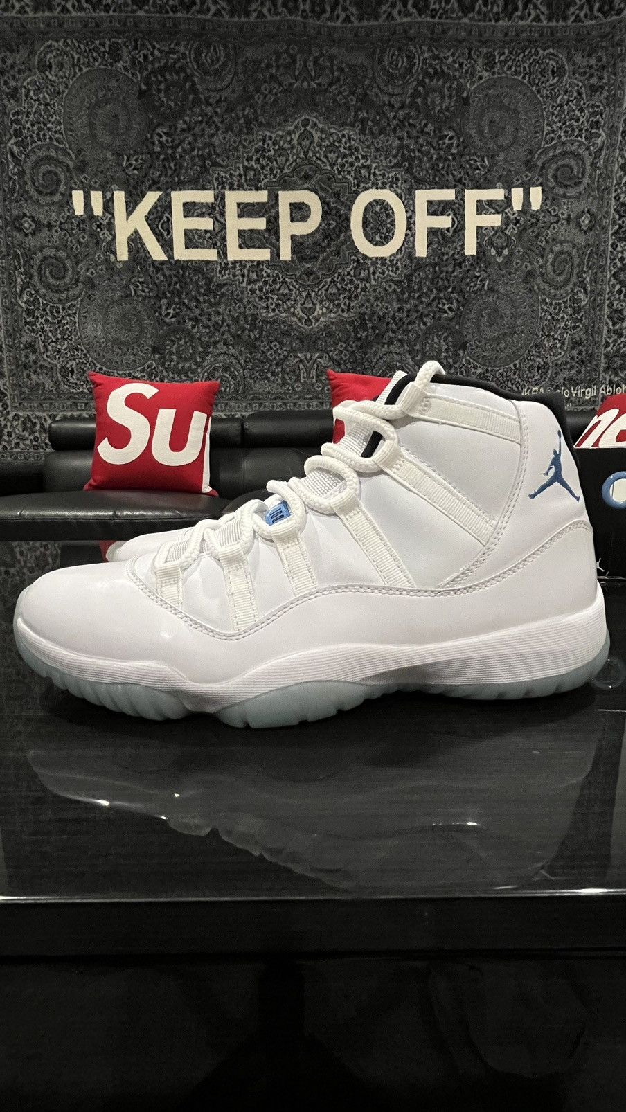 Jordan Brand Air Jordan 11 Retro 'Legend Blue / Columbia' 2024 Size US 10.5 / EU 43-44 - 3 Thumbnail