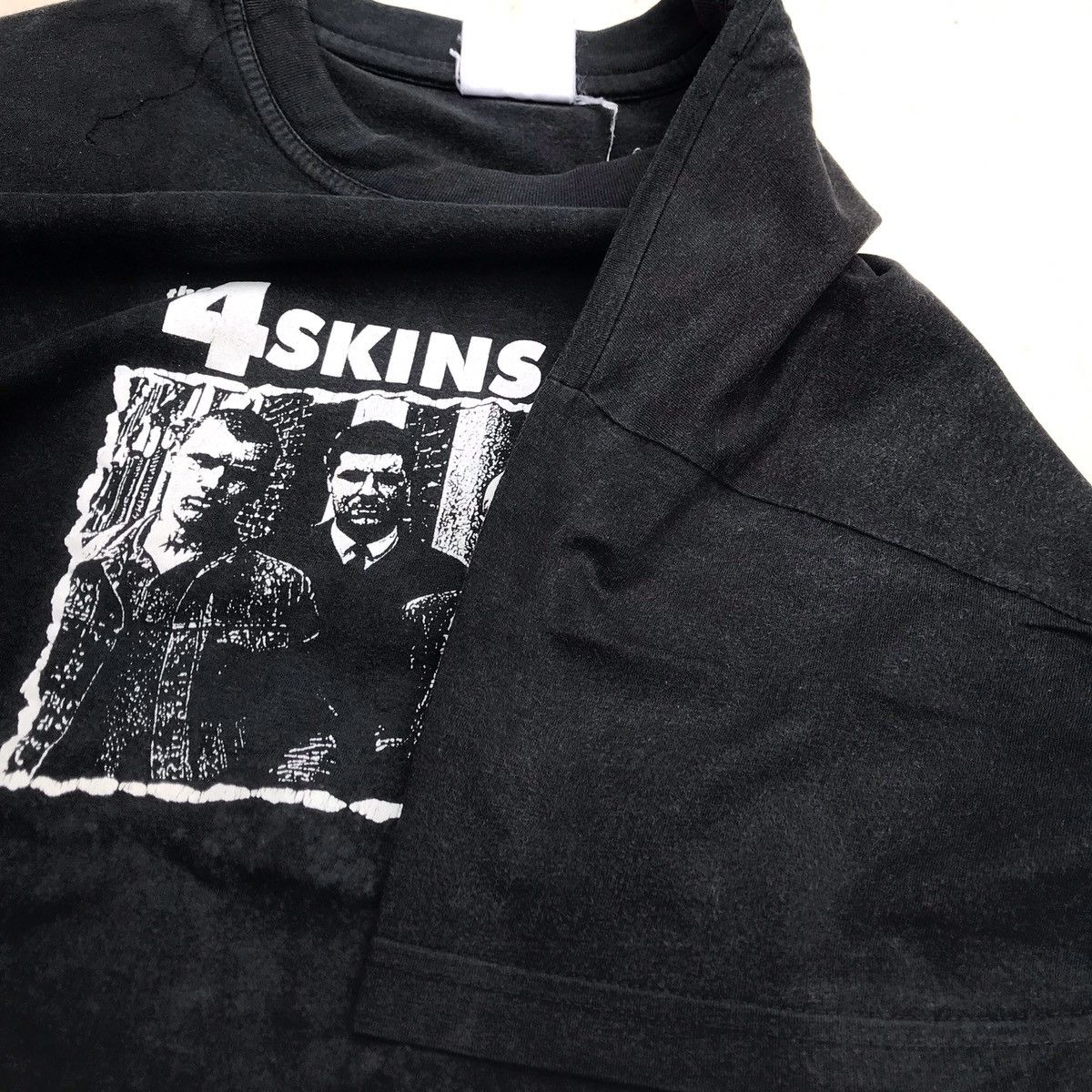 Band Tees × Vintage Vintage The 4 Skins Tshirt Skinhead Tag cotton and star Band Size US S / EU 44-46 / 1 - 5 Thumbnail