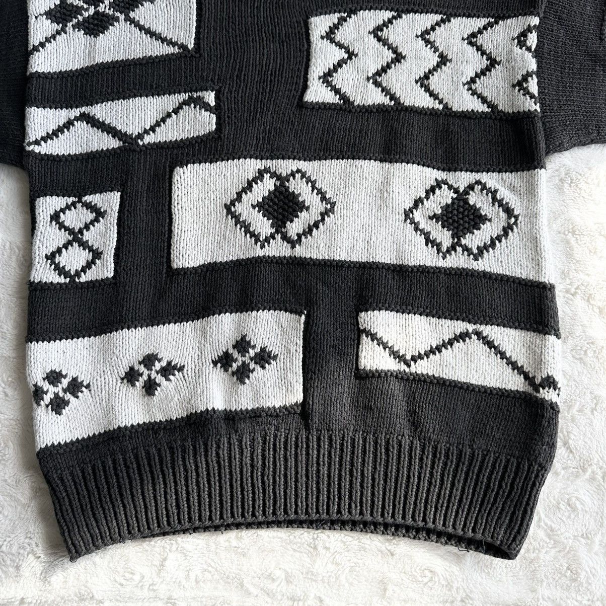 Other Vintage Claiborne Pullover Sweater Mens Large Gray Geometric Size US L / EU 52-54 / 3 - 4 Thumbnail