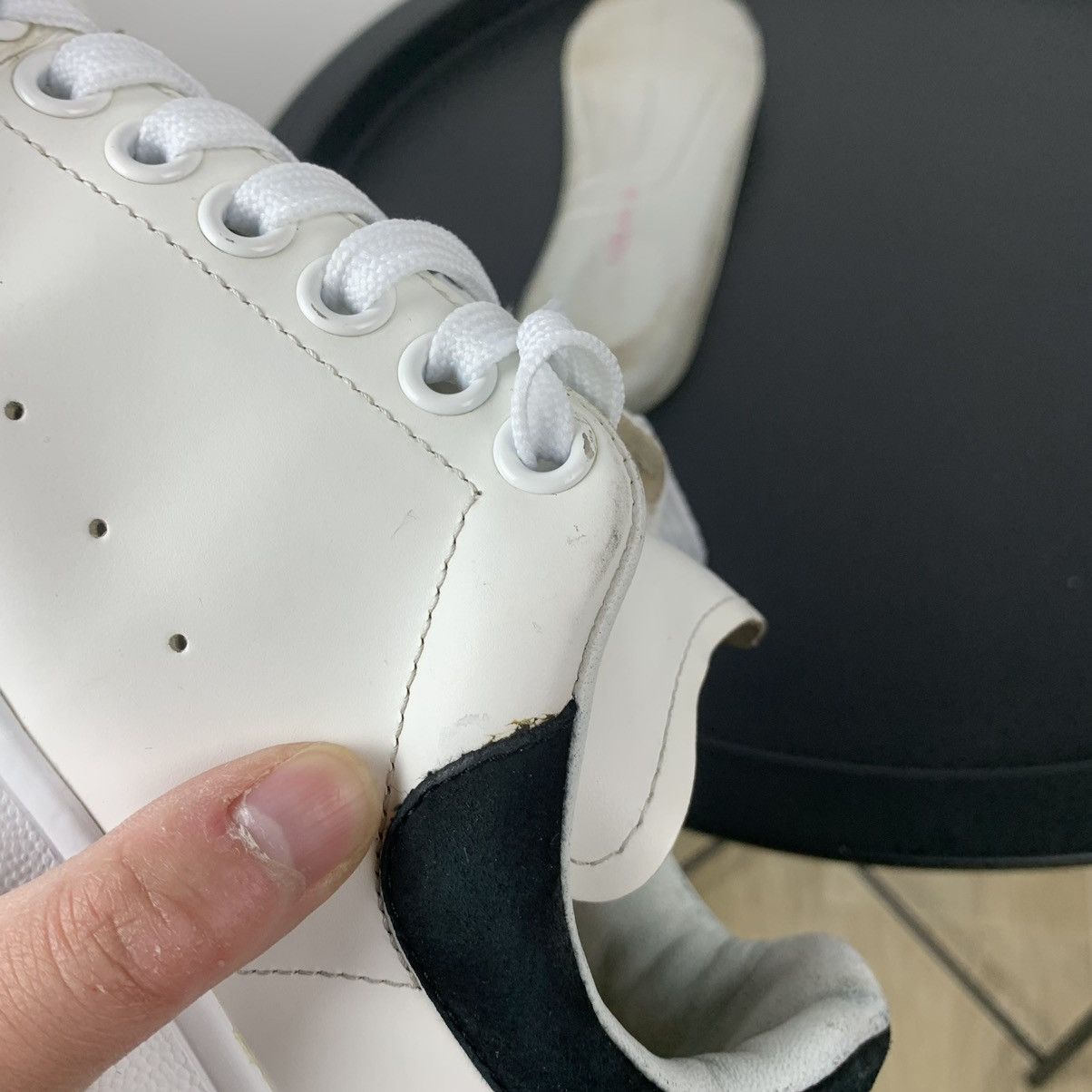 Alexander McQueen Alexander Mcqueen White Leather Sneakers Shoes Size 38 Italy Size US 8 / IT 38 - 18 Thumbnail